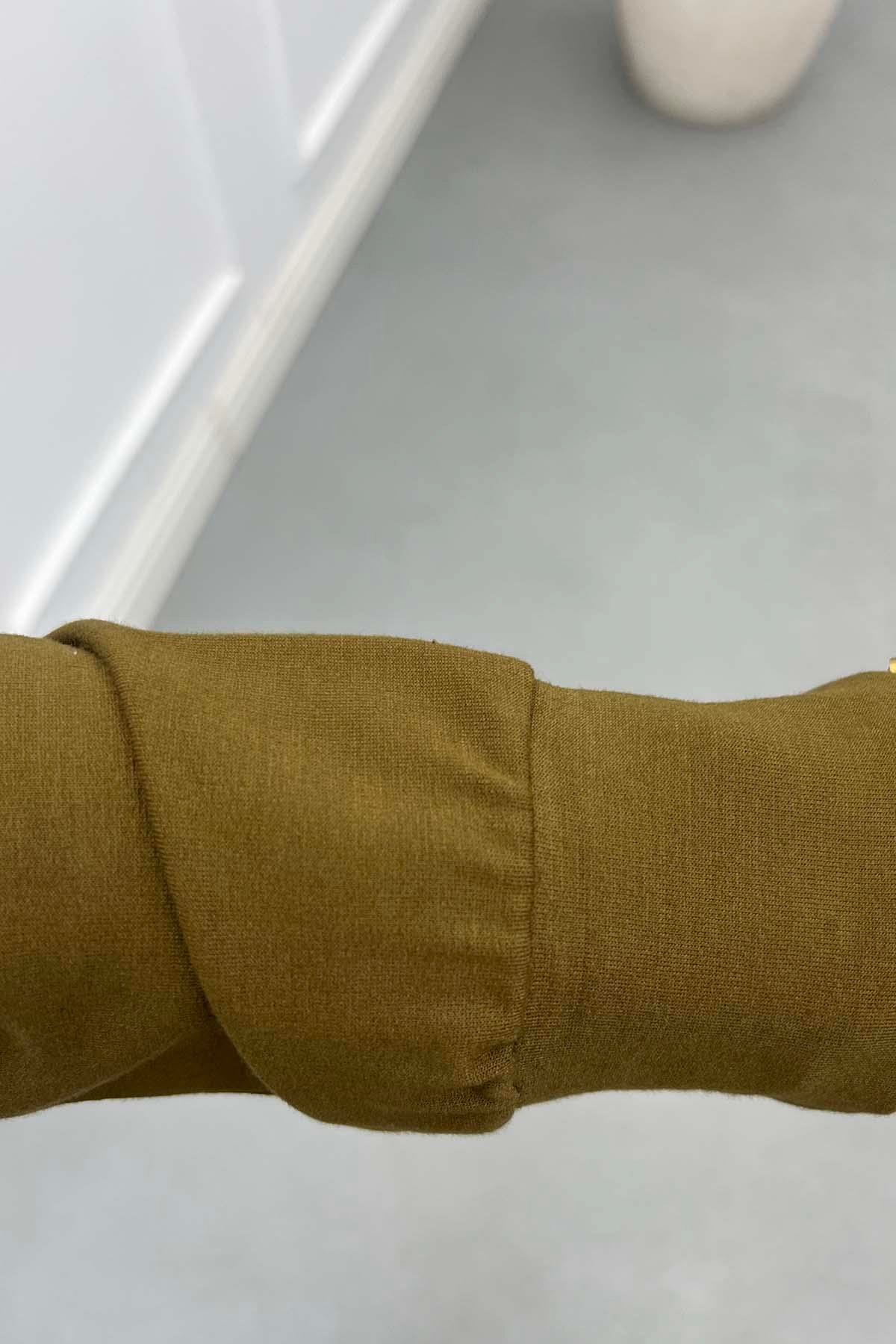 Pantolonlu Kravatlı Takım Yağ Yeşili