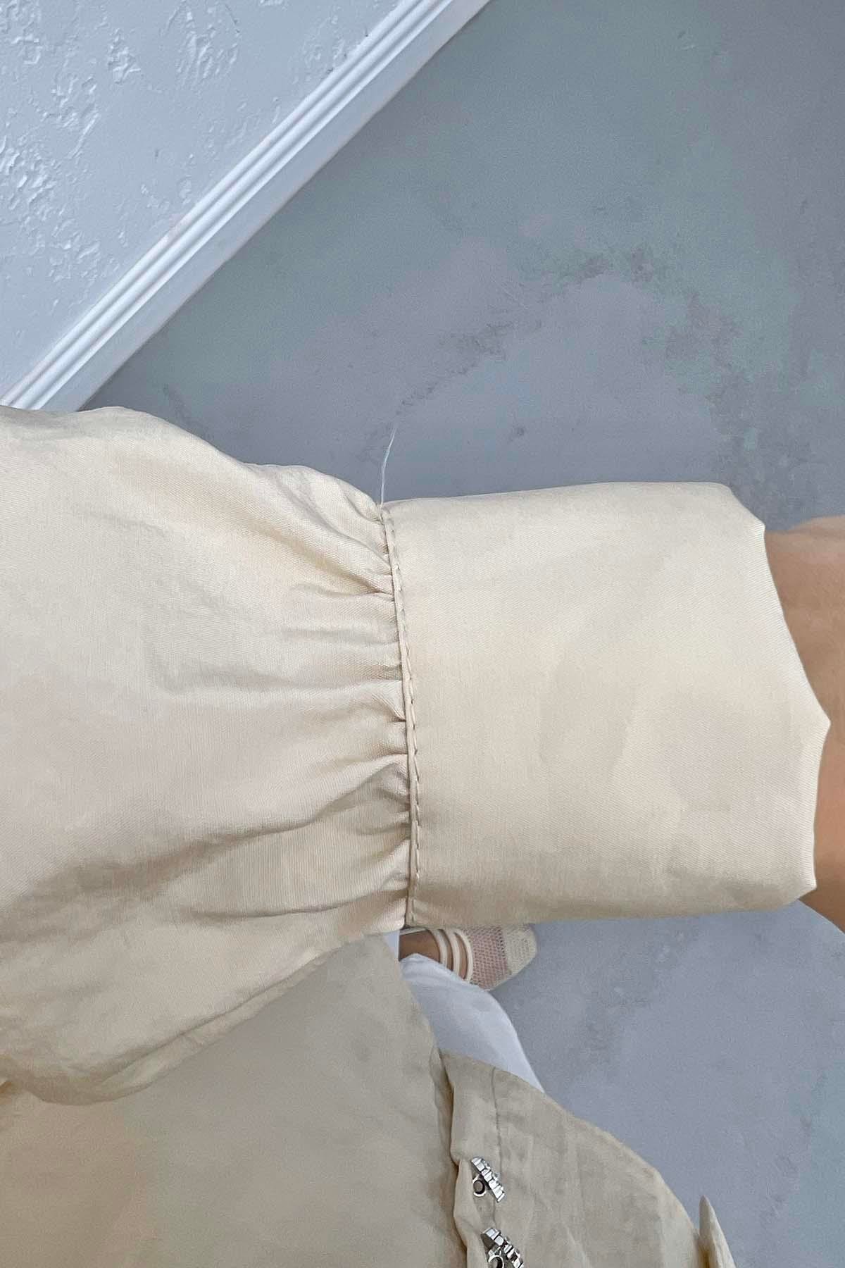 Paraşüt Kumaş Viral Gömlek Bej
