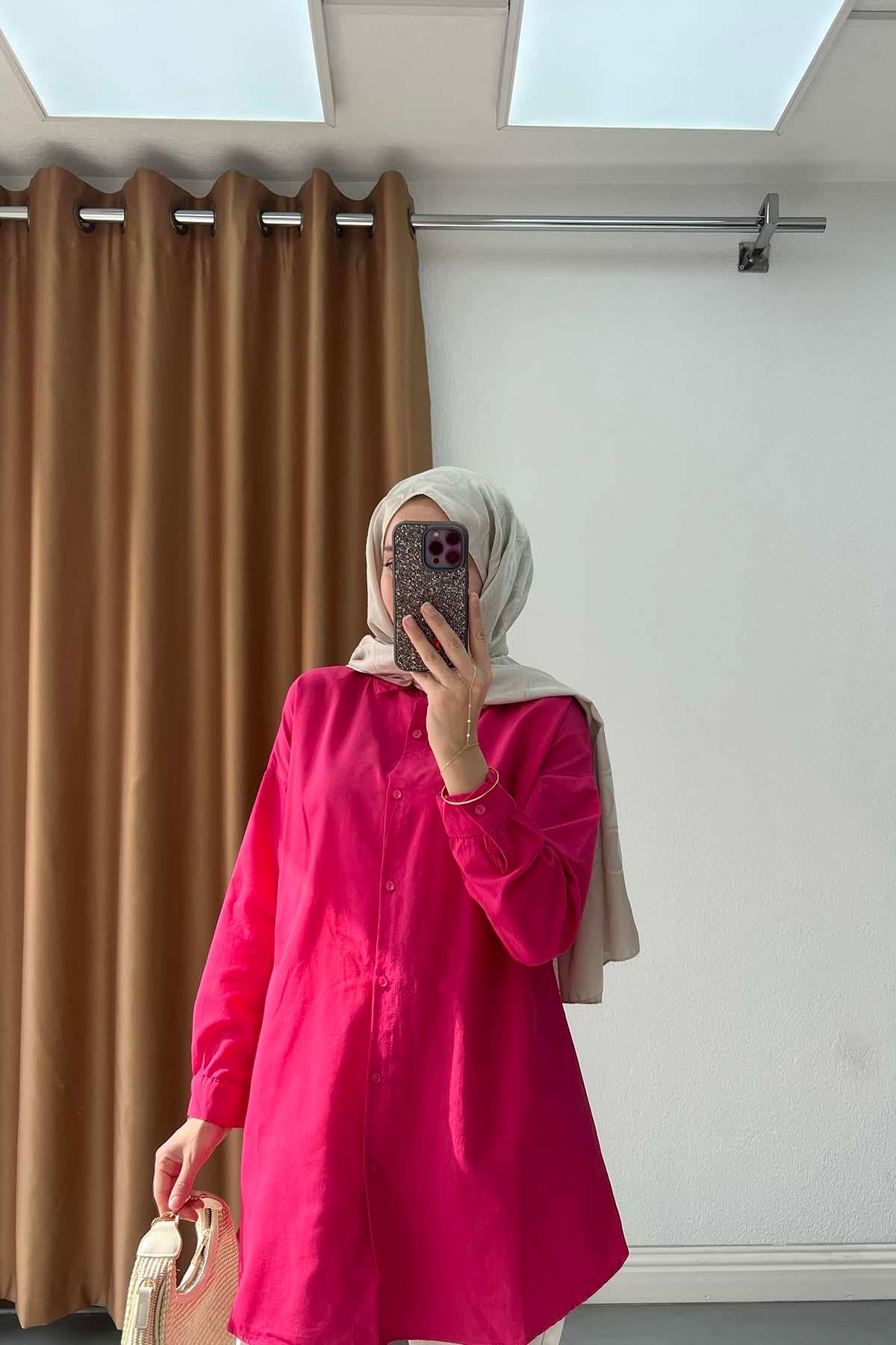 Pembe Gömlek Pembe