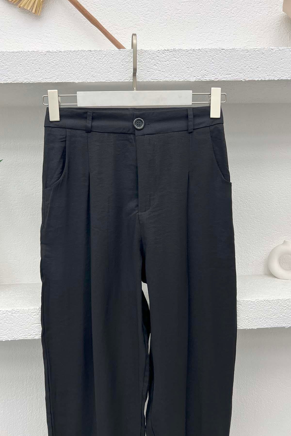 Piliseli Pantolon Siyah