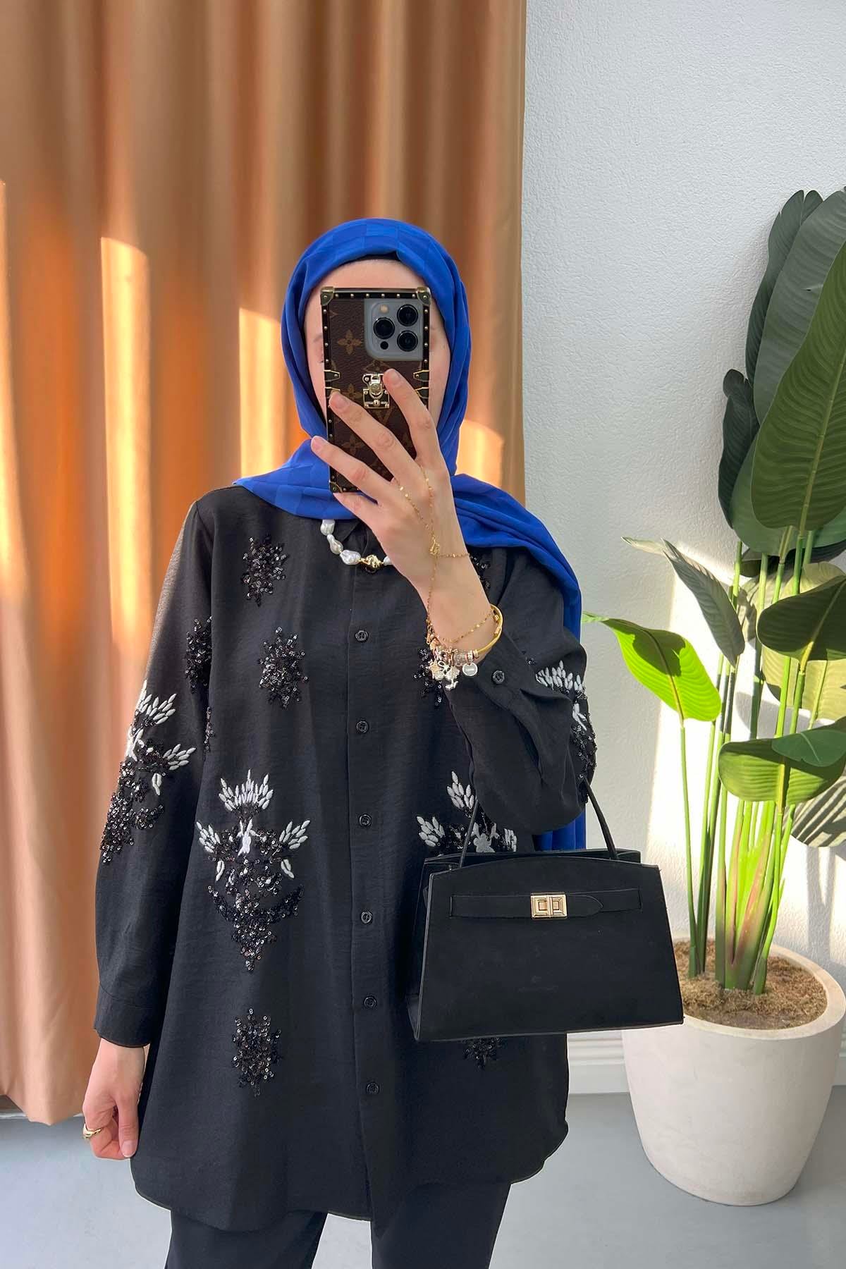 Pul ve Nakış Detaylı Gömlek Siyah