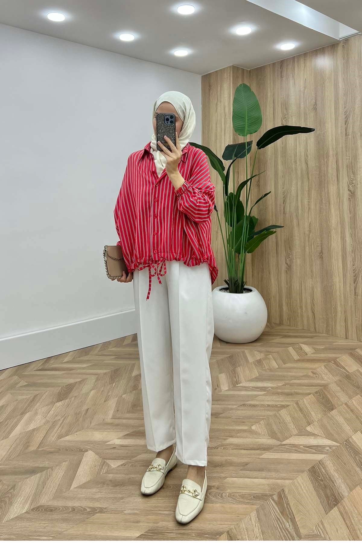 Süs Düğmeli Bel Lastikli Spor Pamuk Pantalon Beyaz