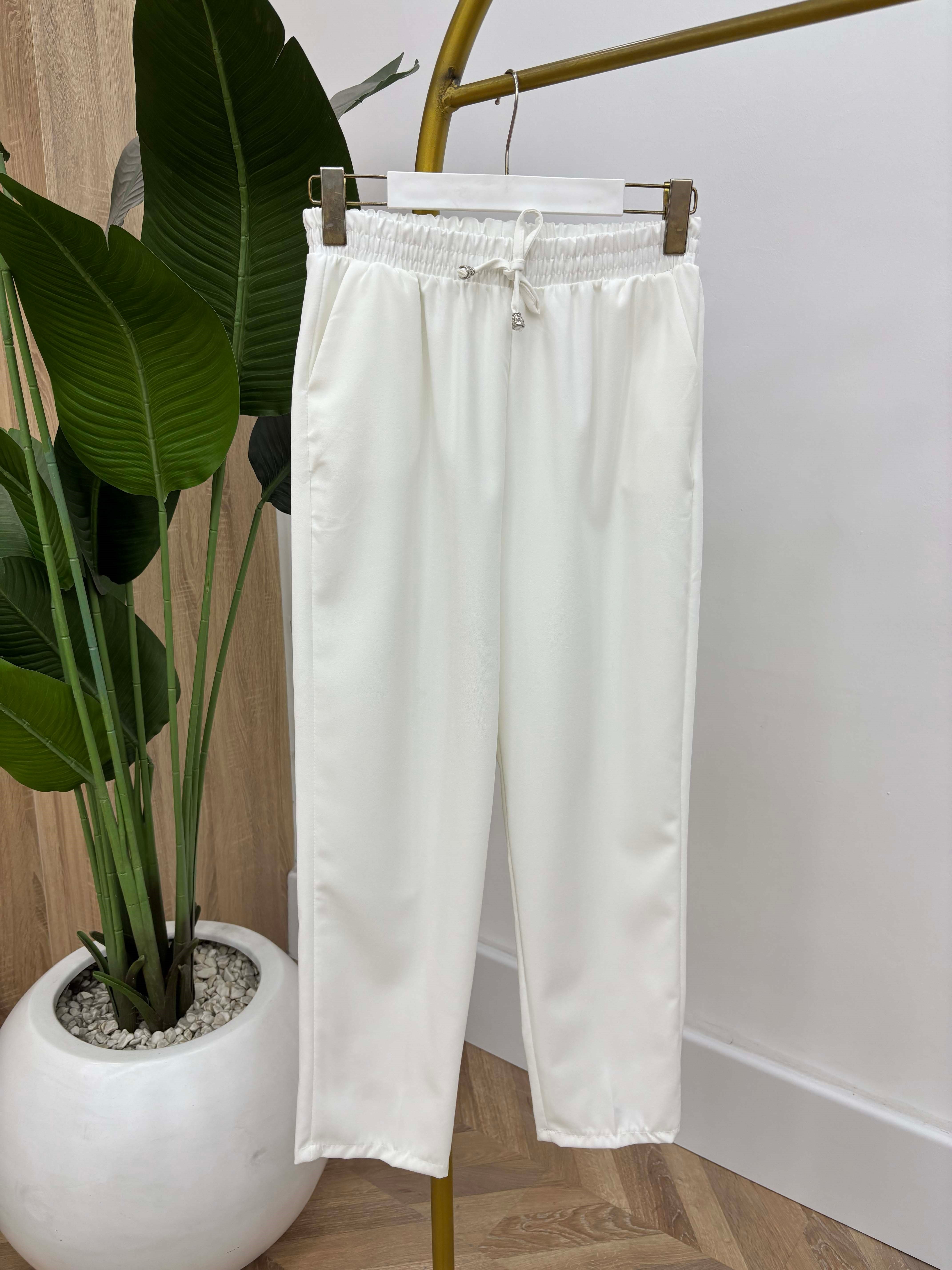 Süs İpli Bel Lastikli Spor Pamuk Pantalon Beyaz