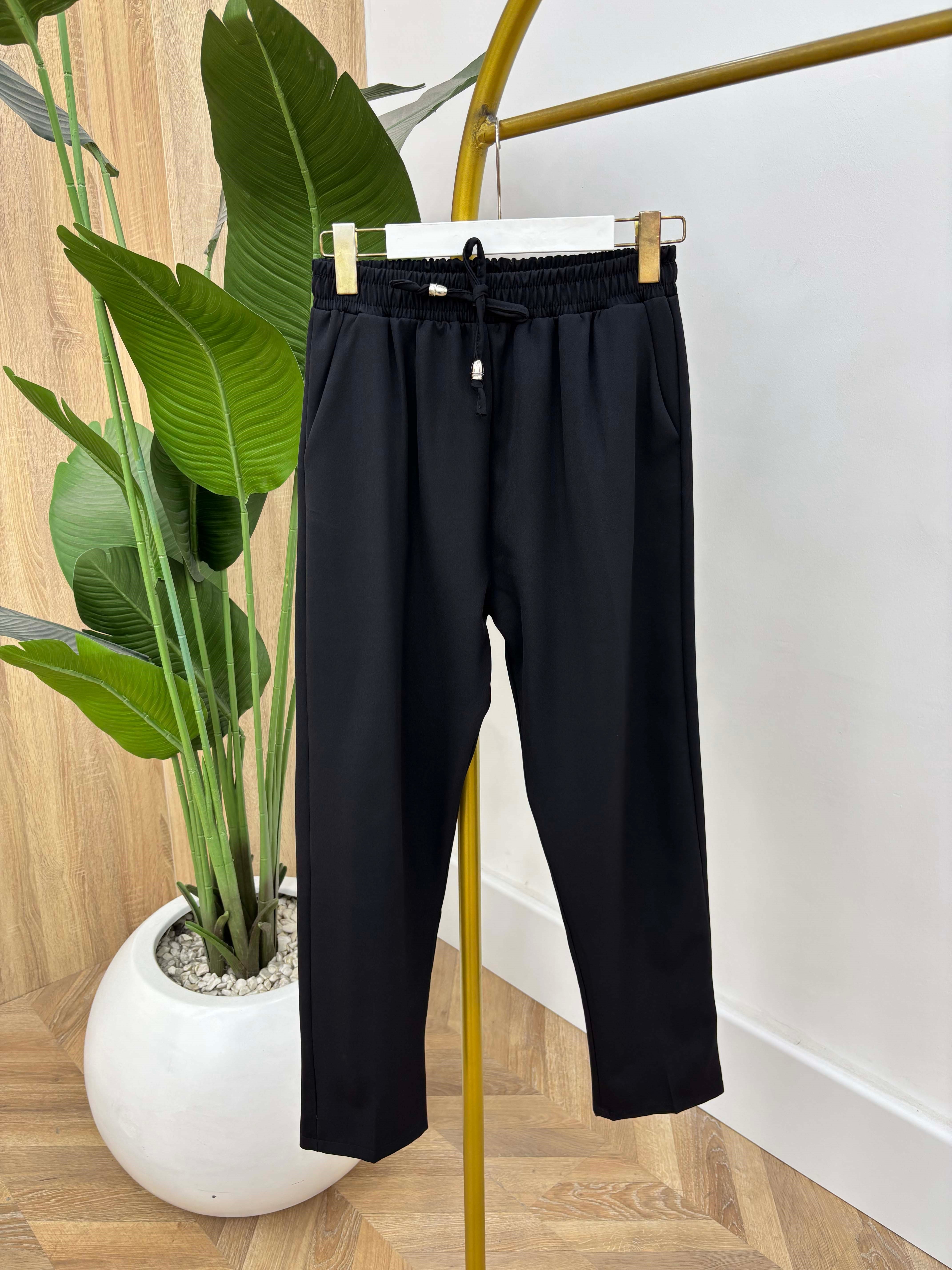 Süs İpli Bel Lastikli Spor Pamuk Pantalon Siyah