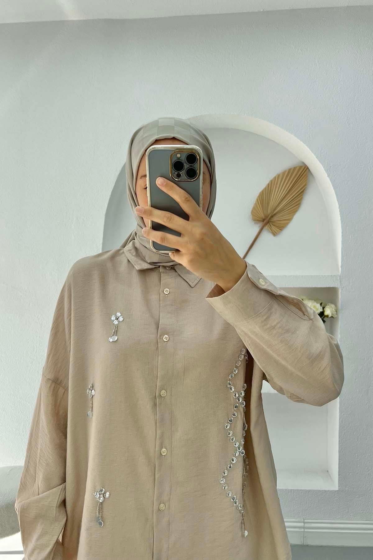 Taş İşlemeli Oversize Gömlek Bej