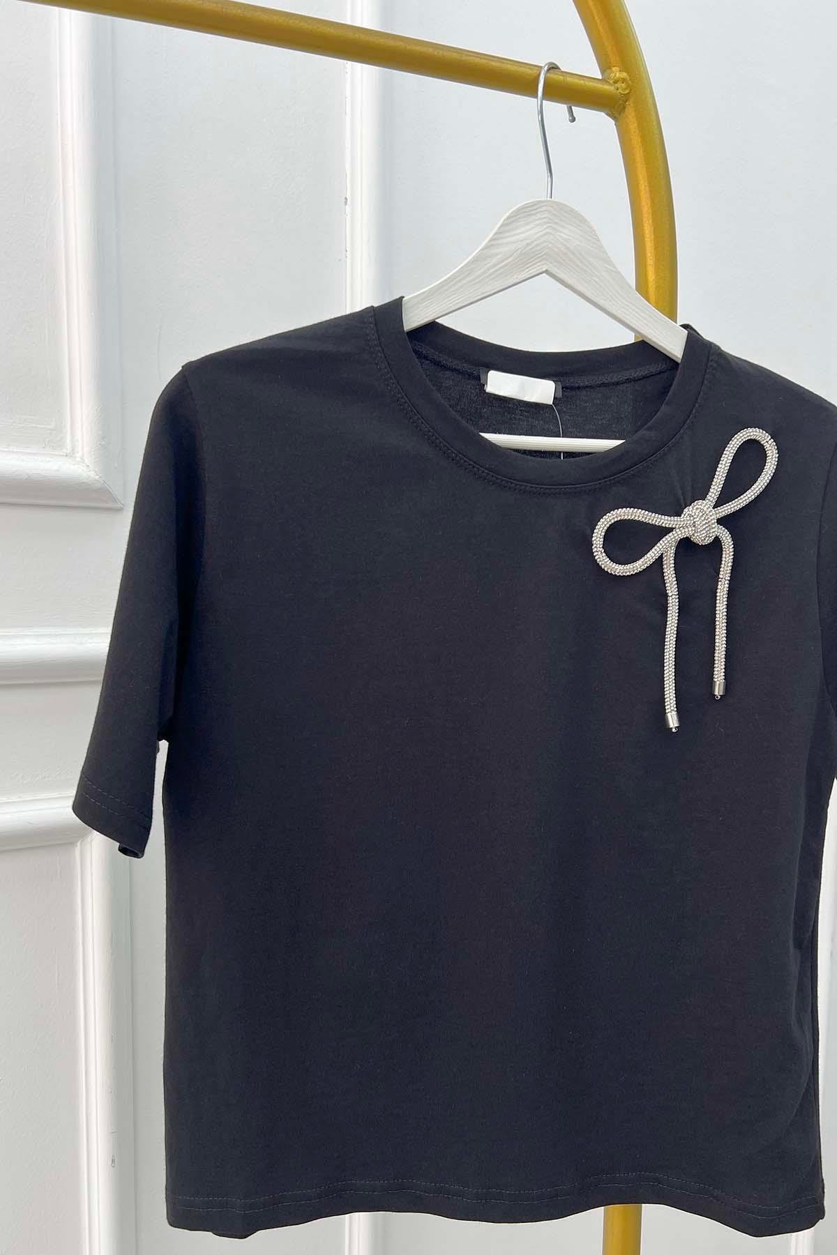 Taşlı Fiyonk Detaylı Tshirt Siyah