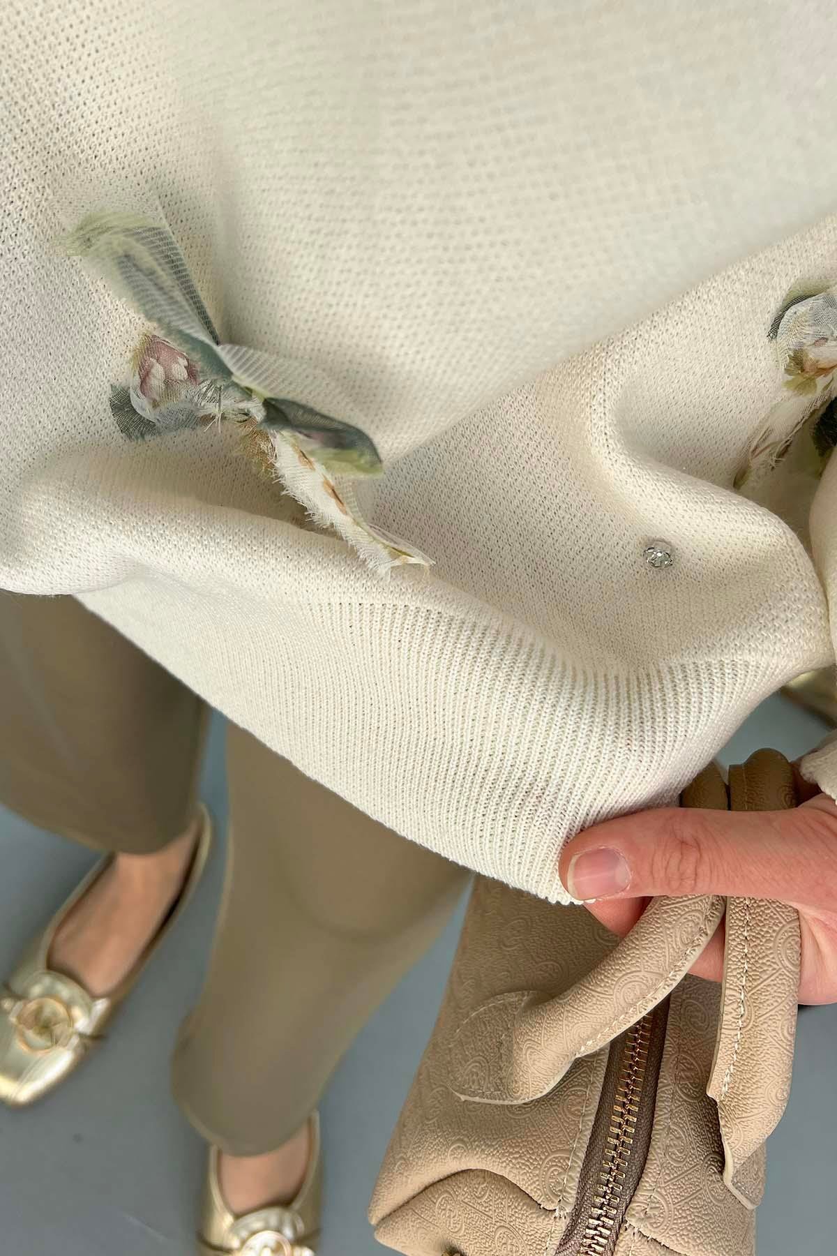 Tül Çiçekli Oversize Kazak Ekru