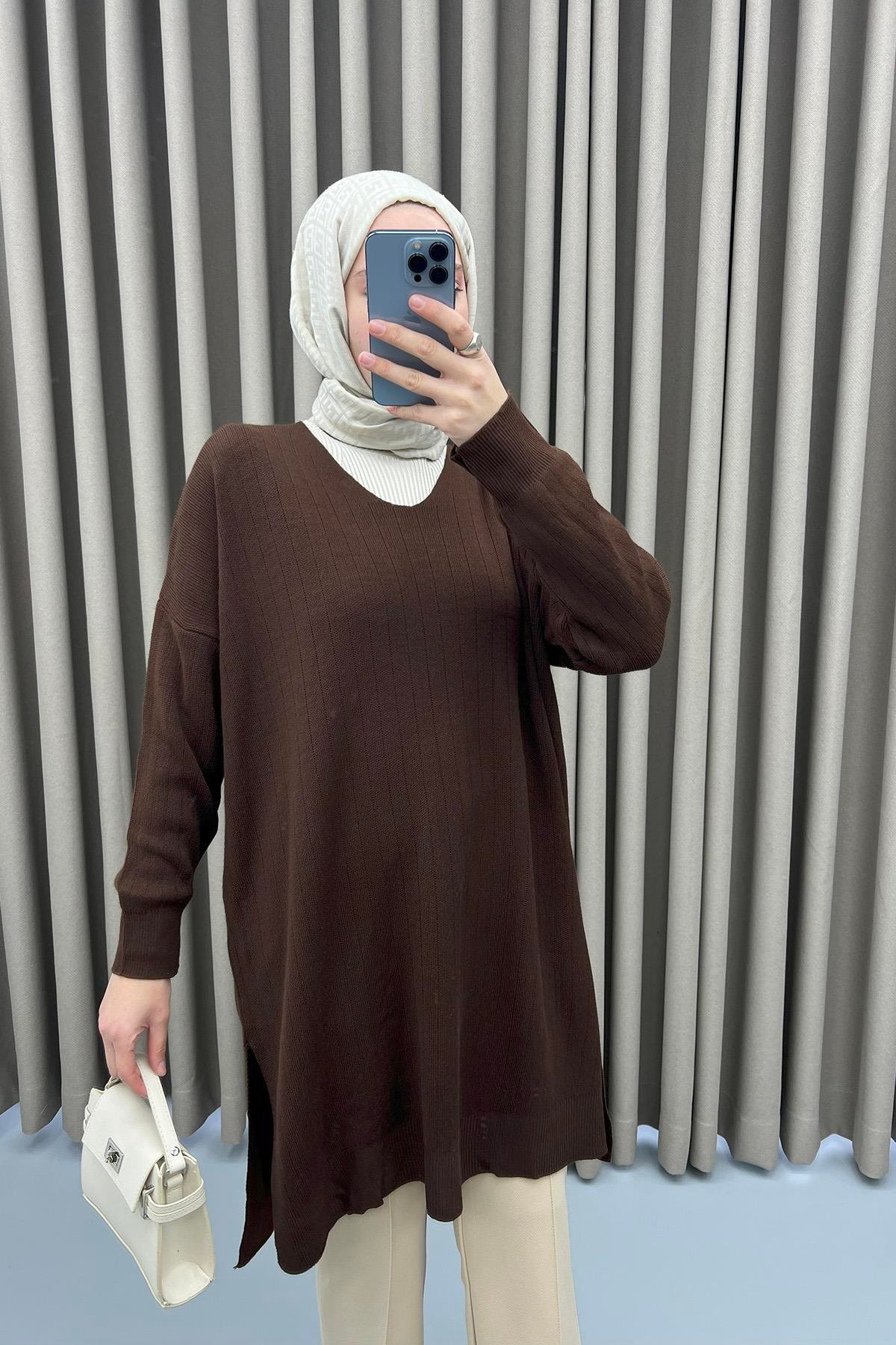 V Yaka Tunik Acı Kahve