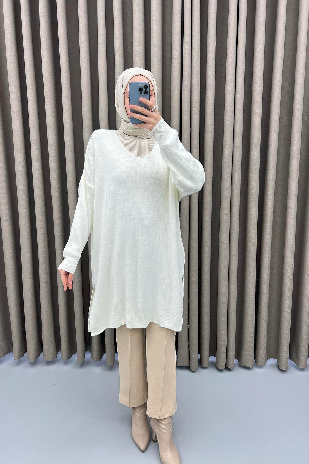V Yaka Tunik Krem