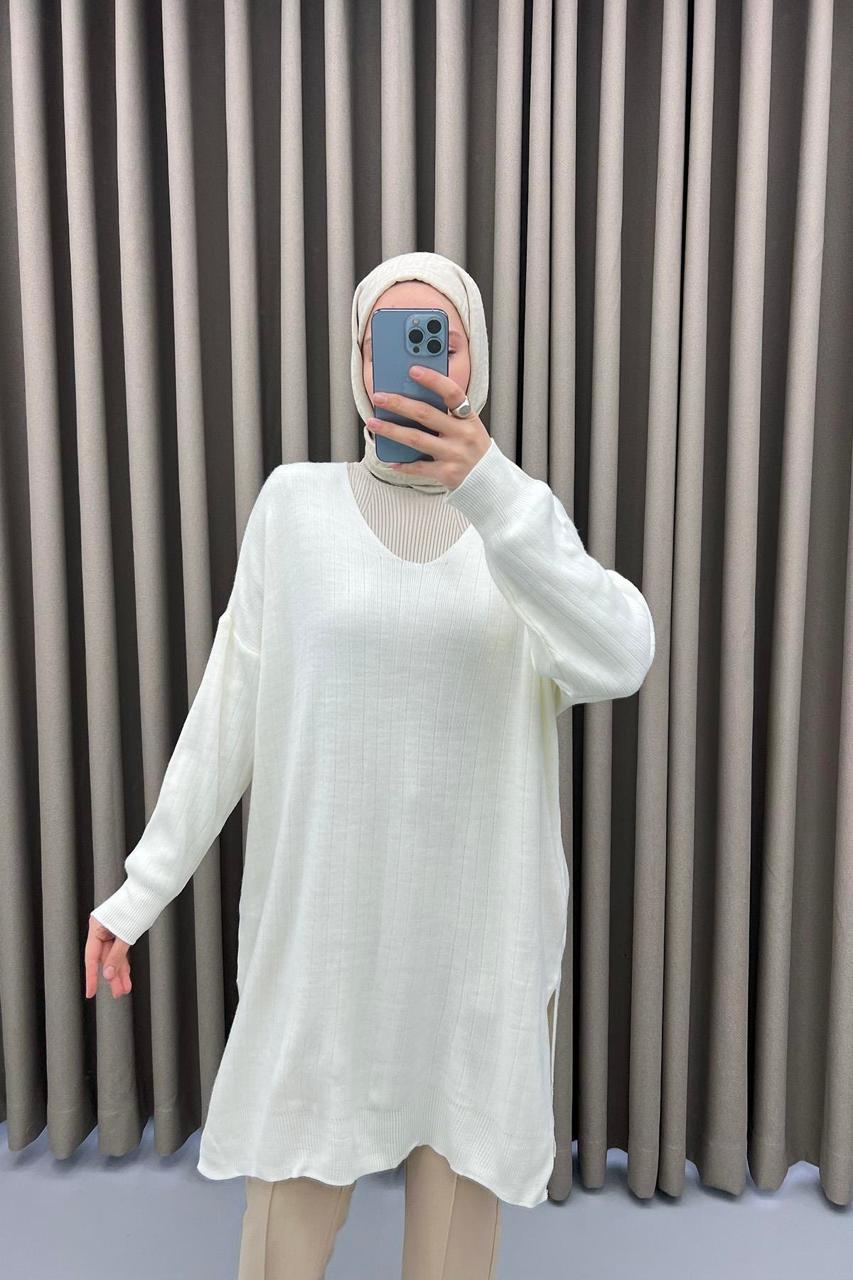V Yaka Tunik Krem