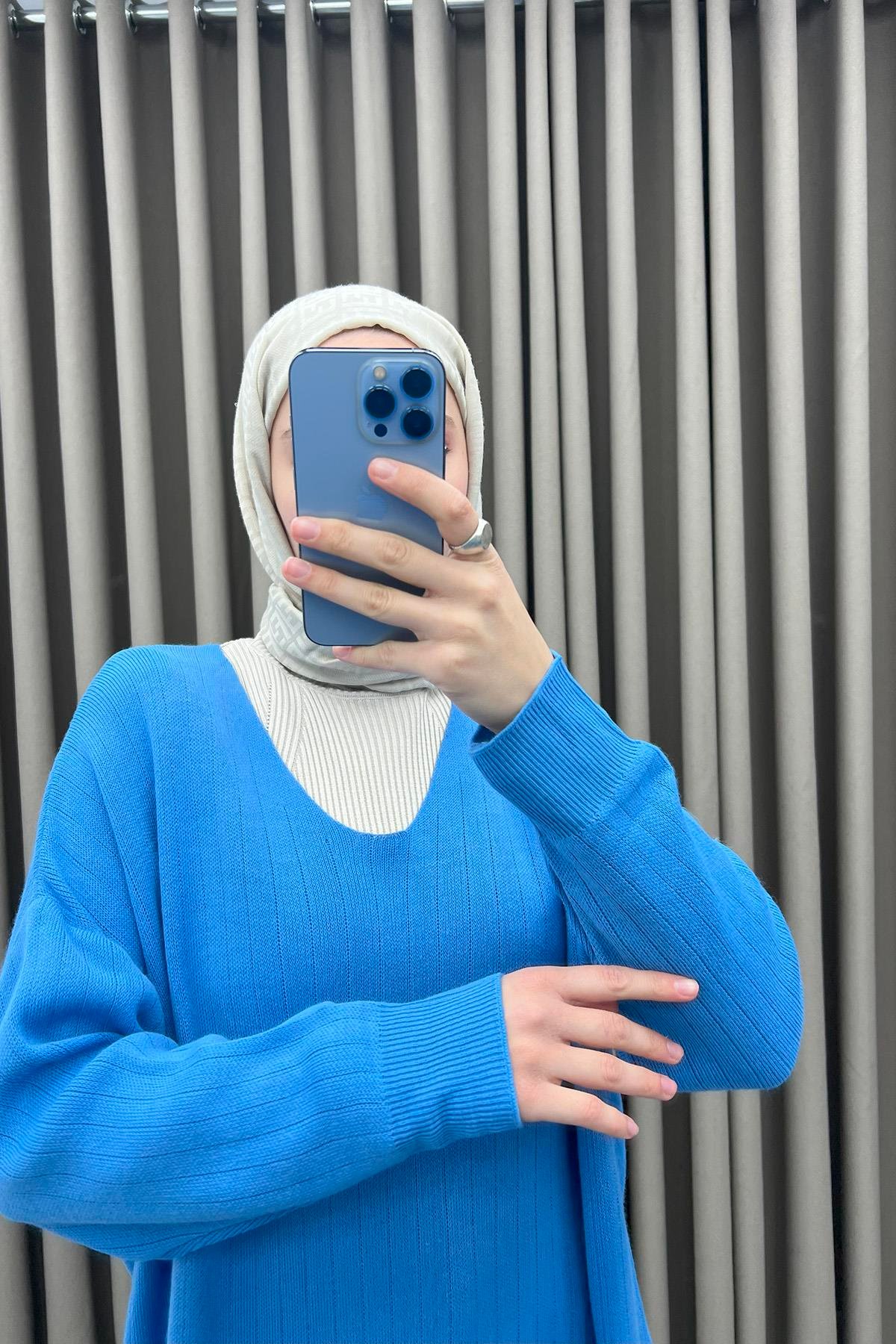 V Yaka Tunik Mavi