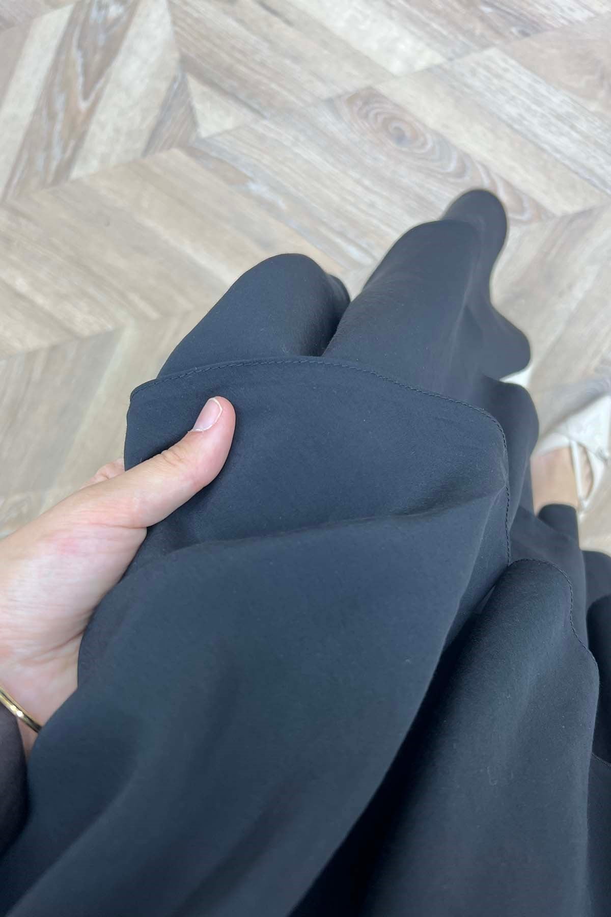 Volanlı Modern Etek Siyah