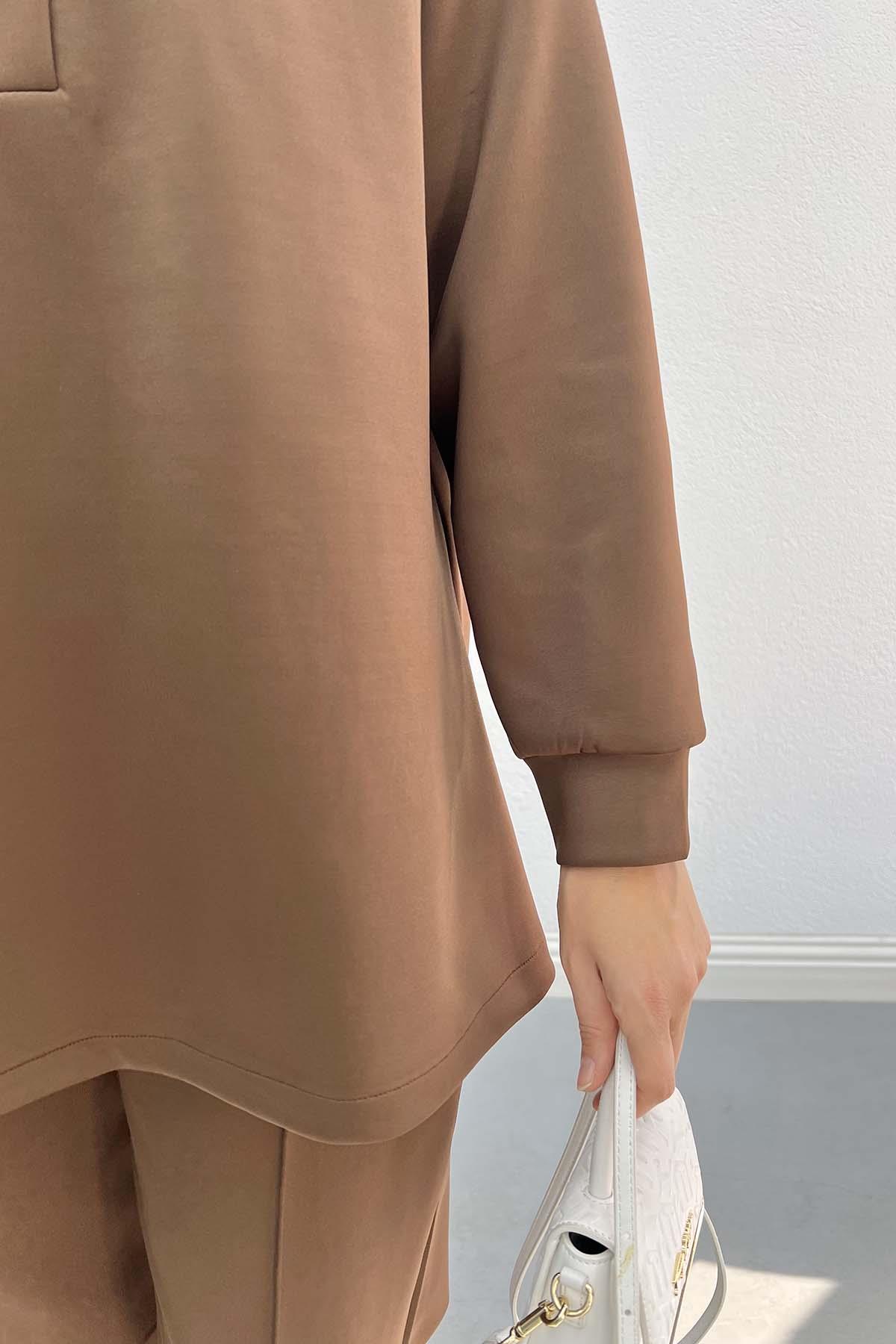 Yaka Çıtçıtlı Scuba Takım Kahve