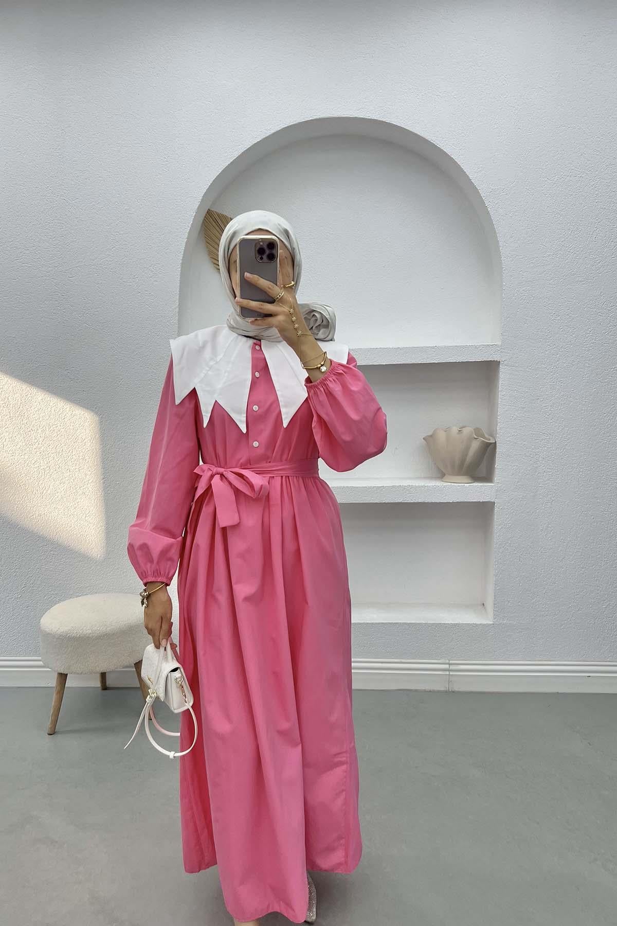 Yaka Detaylı Elbise Pembe