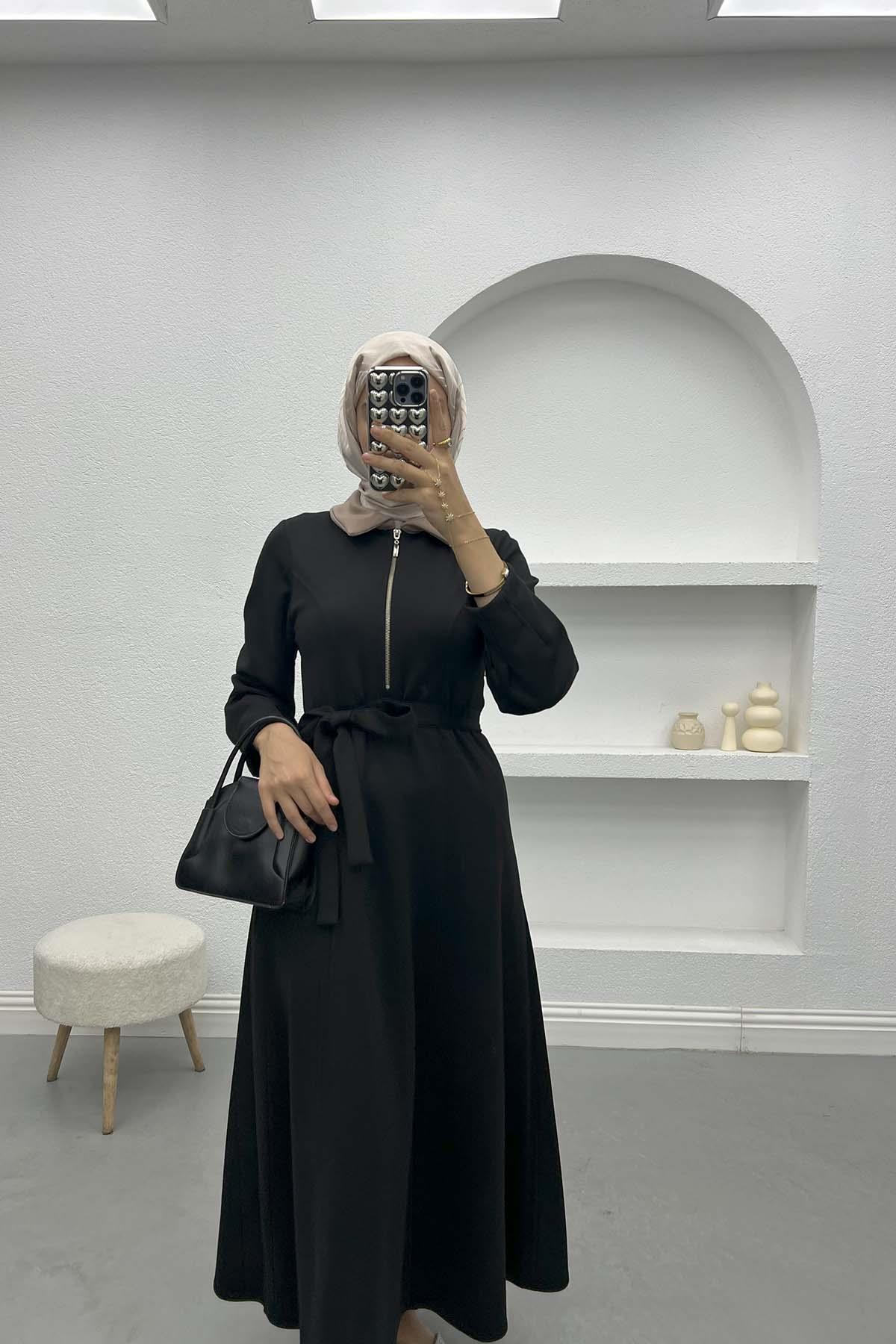 Yaka Detaylı Oysho Elbise Siyah