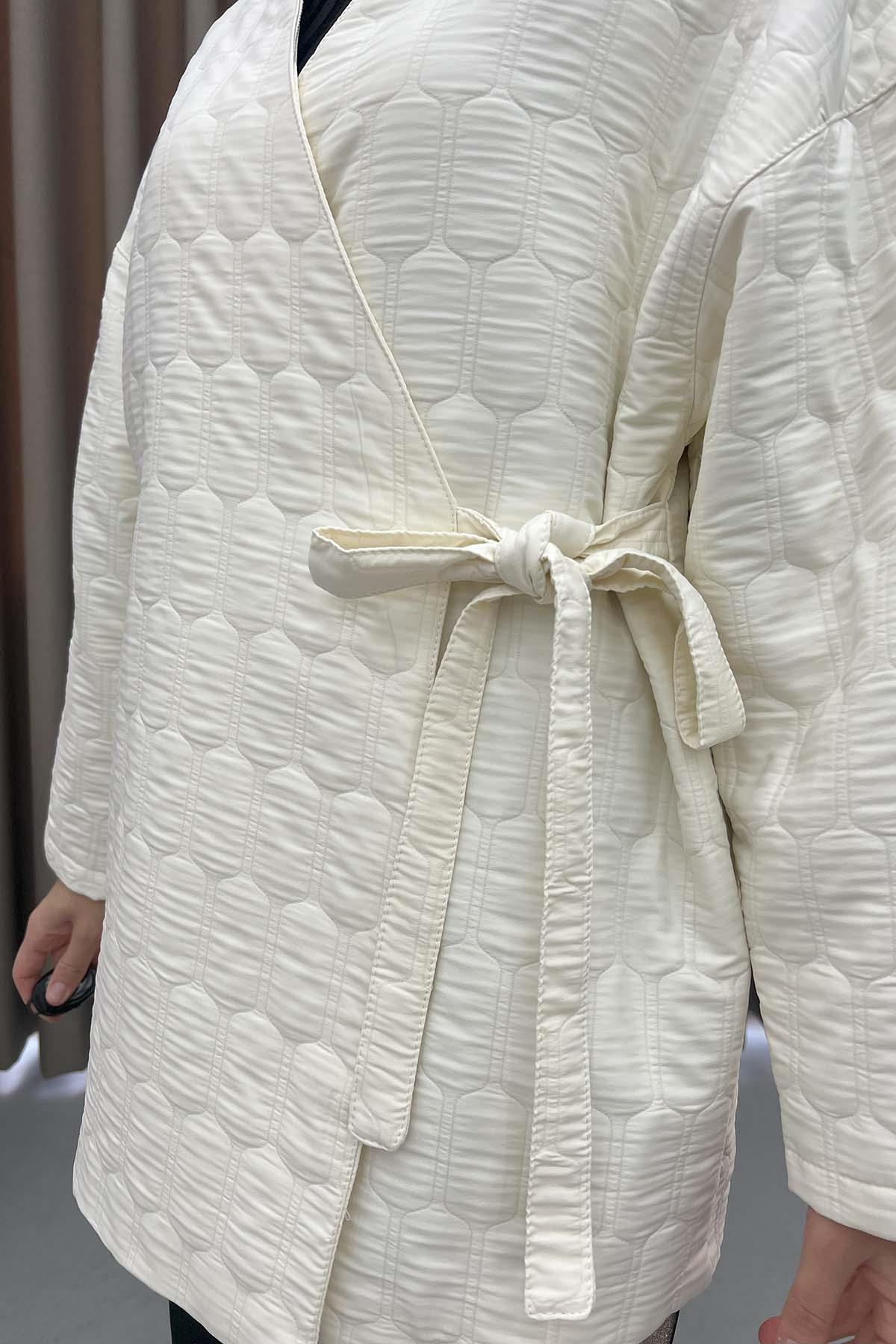 Yan Bağlamalı Kapitone Kimono Krem