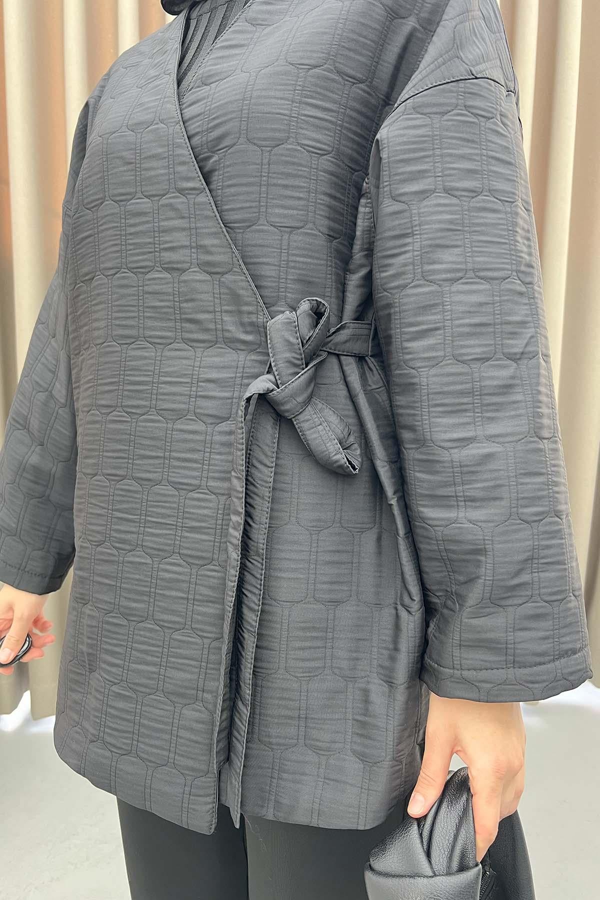 Yan Bağlamalı Kapitone Kimono Siyah