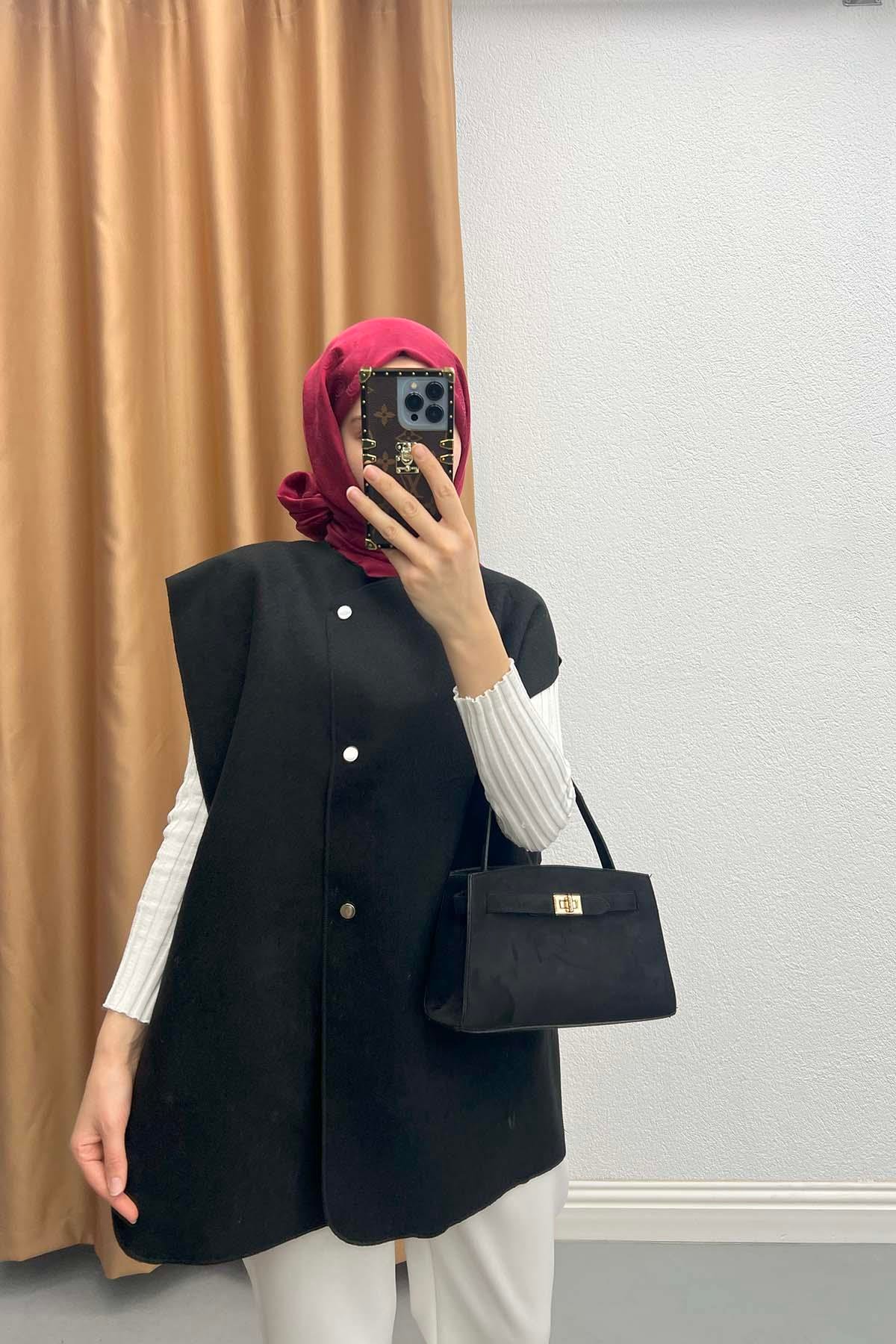 Yan Çıtçıtlı Yelek Siyah