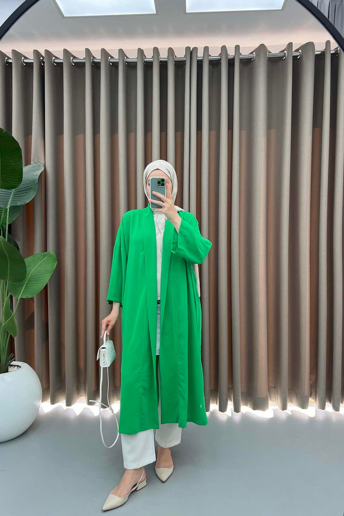Yan Yırtmaçlı Hırka Yeşil