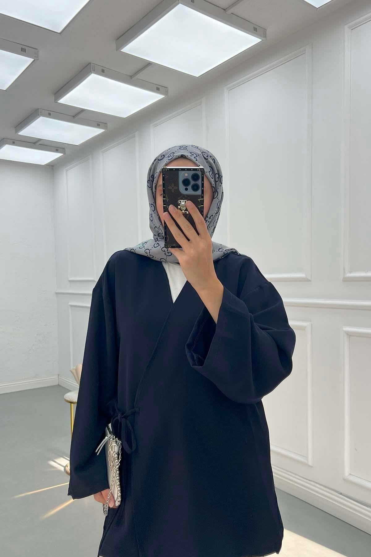 Yanı Yırtmaçlı Double Kimono Lacivert