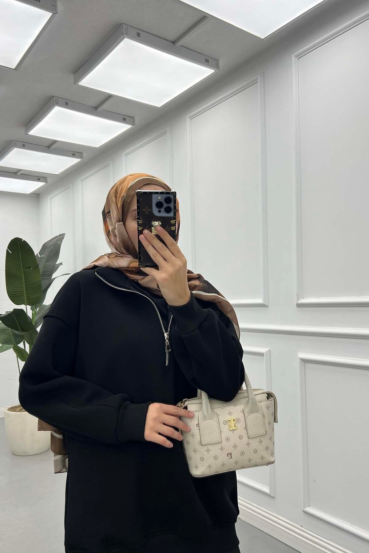 Yarım Fermuar Üç İplik Sweatshirt Siyah