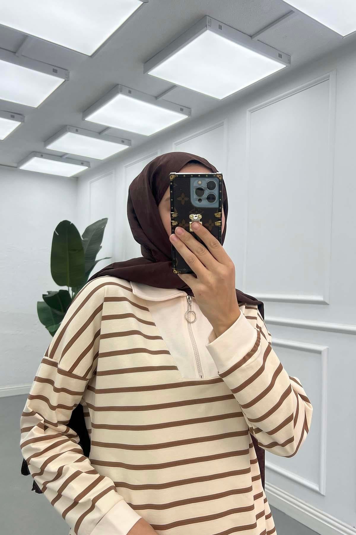 Yarım Fermuar Yakalı Sweatshirt Kahve