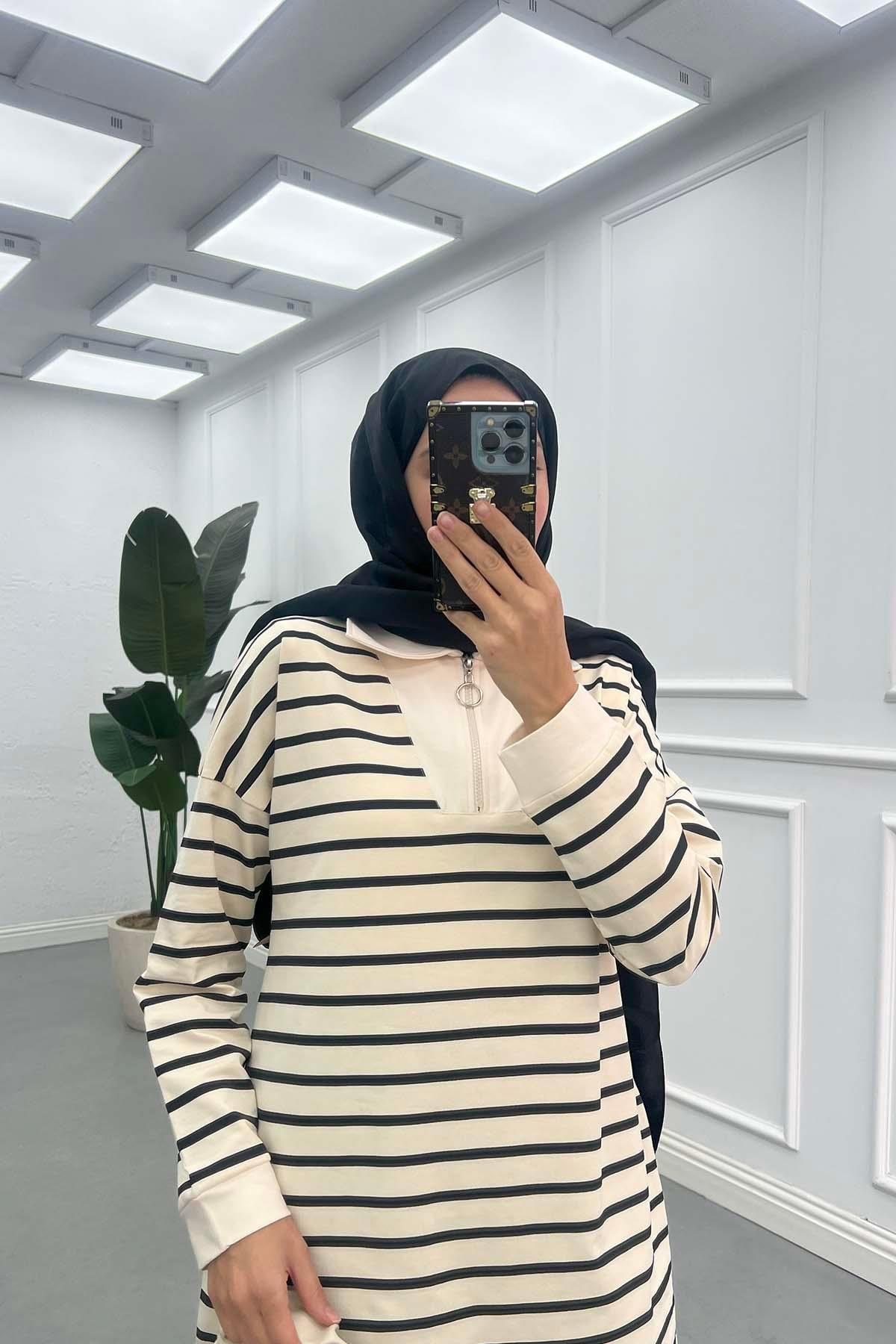 Yarım Fermuar Yakalı Sweatshirt Siyah