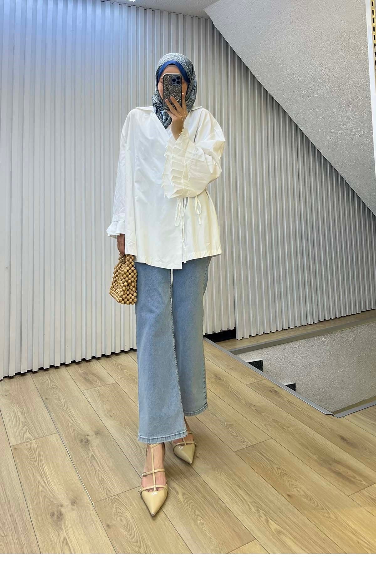 Zarif Pile Detaylı Modern Kimono Beyaz