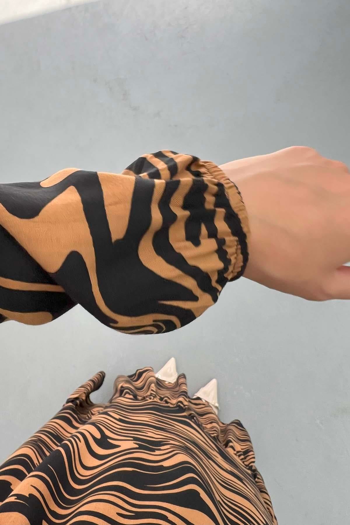 Zebra Desenli Elbise Siyah