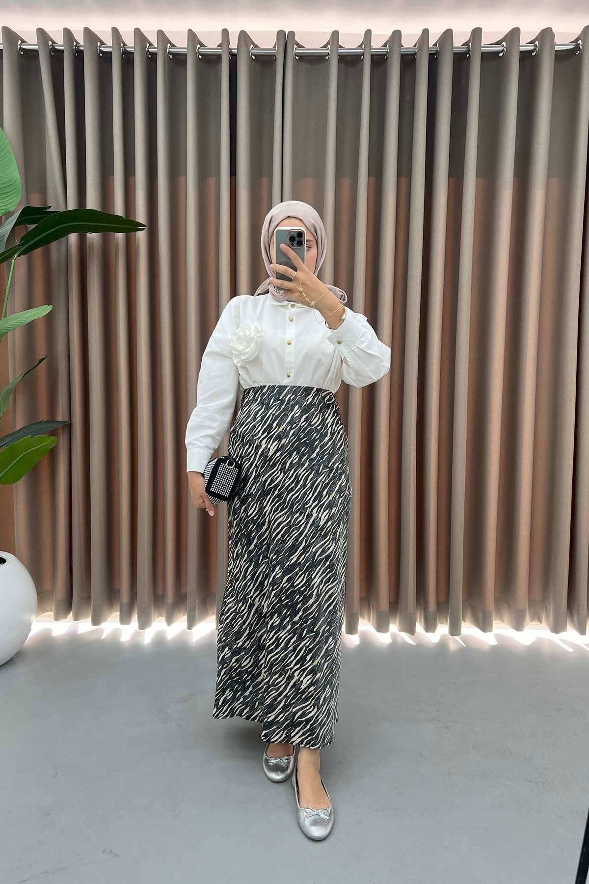 Zebra Desenli Parlak Etek Siyah