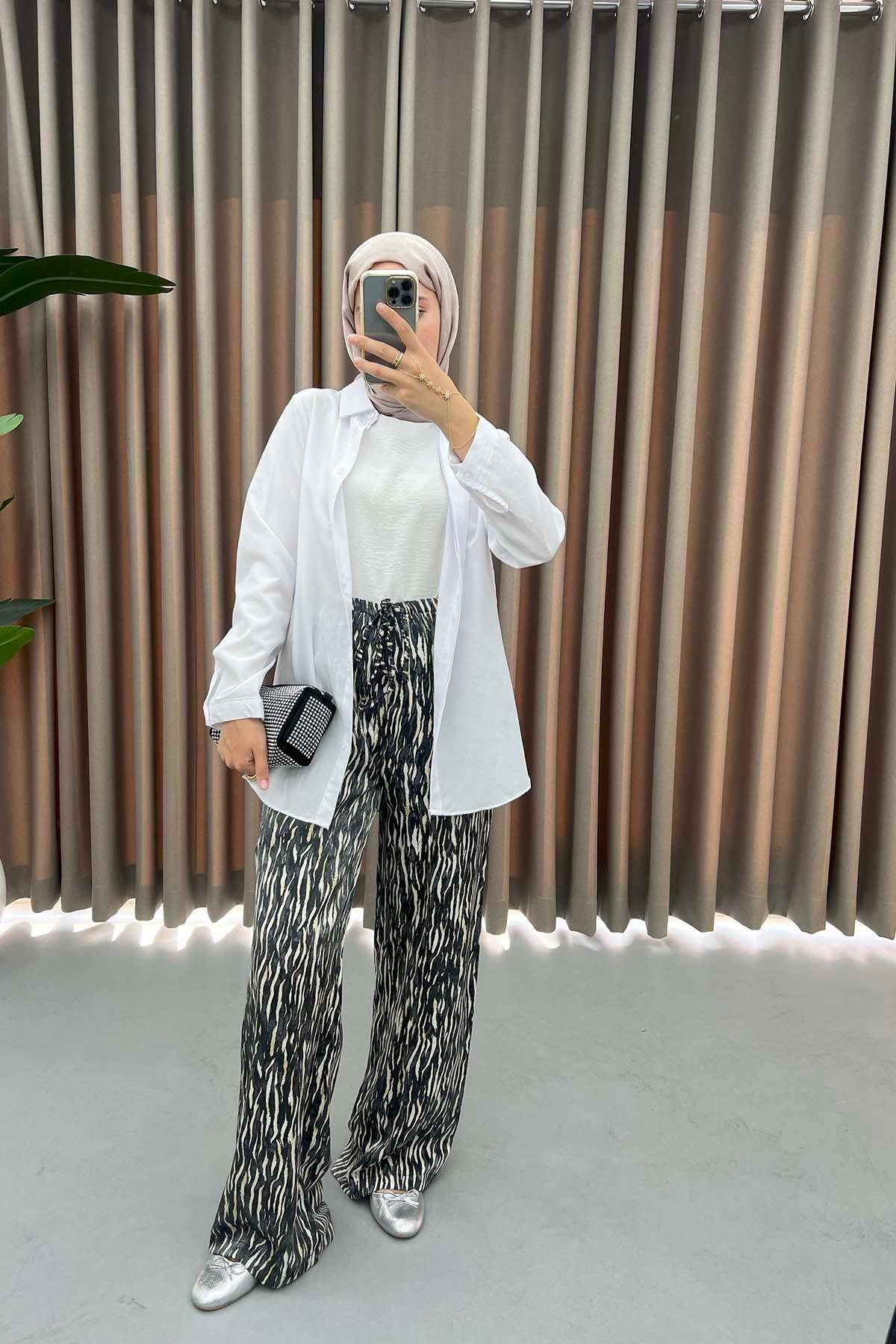 Zebra Desenli Parlak Pantolon Siyah