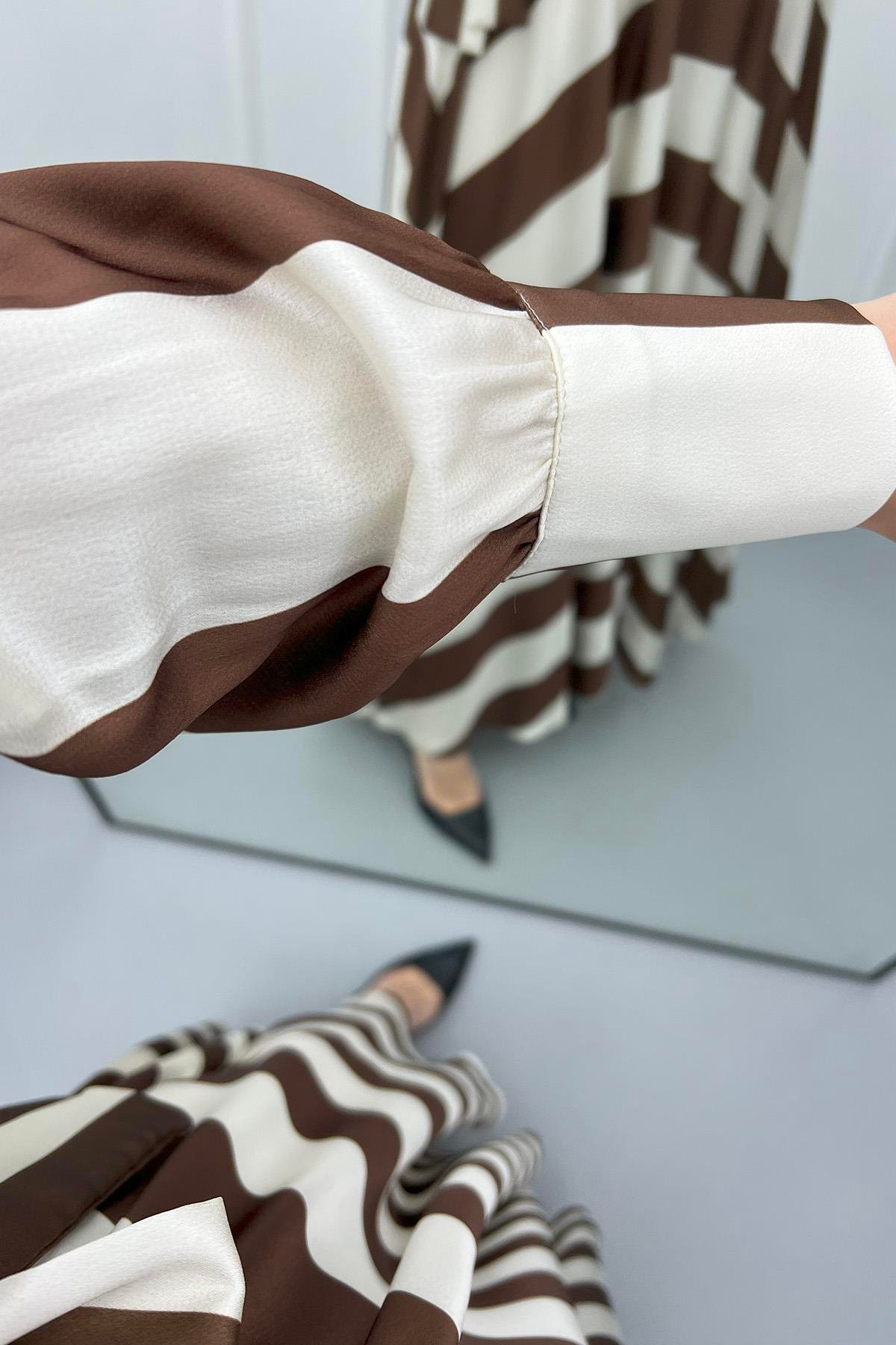 Zebra Desenli Saten Elbise Kahve-Beyaz