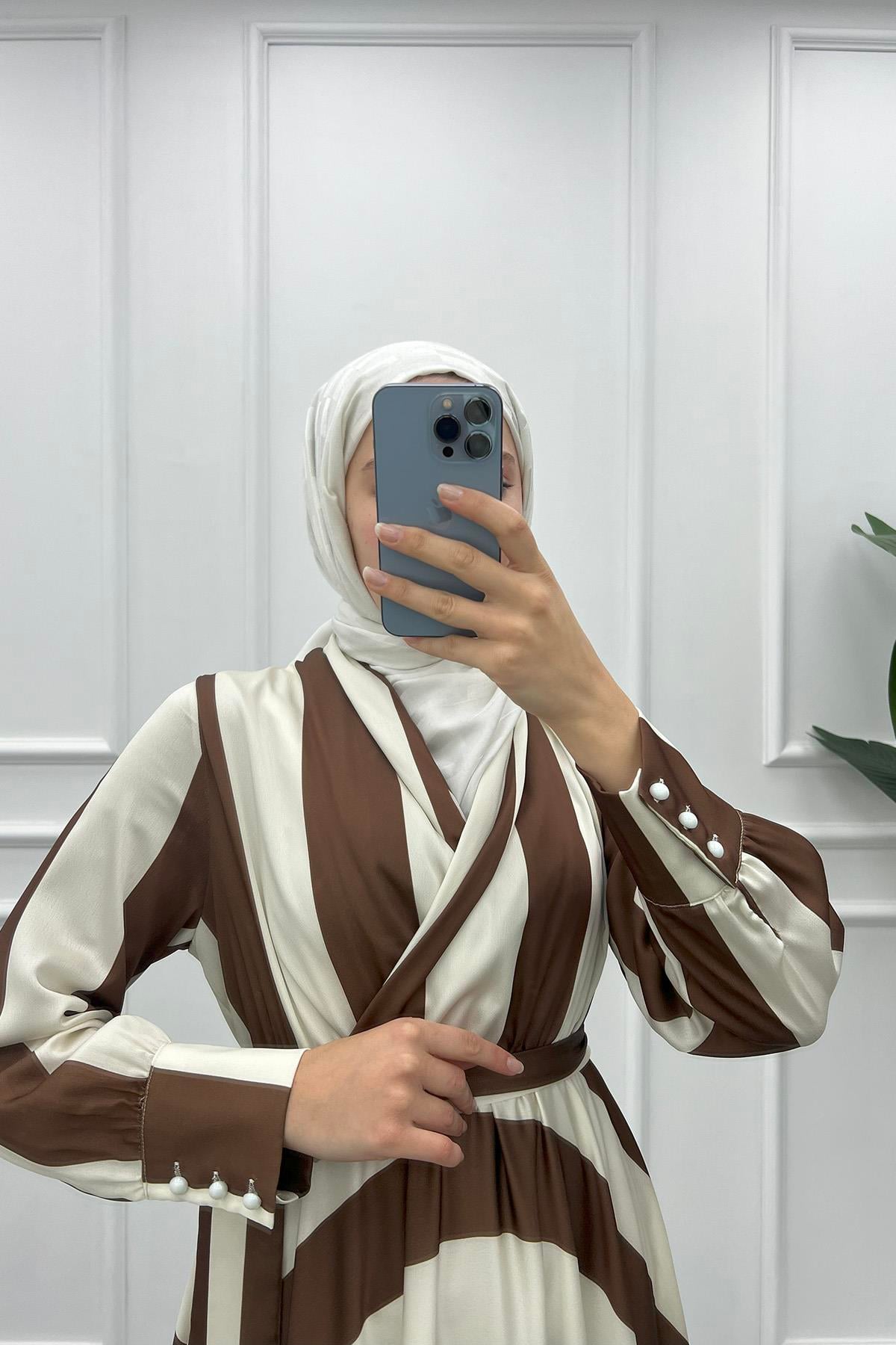 Zebra Desenli Saten Elbise Kahve-Beyaz