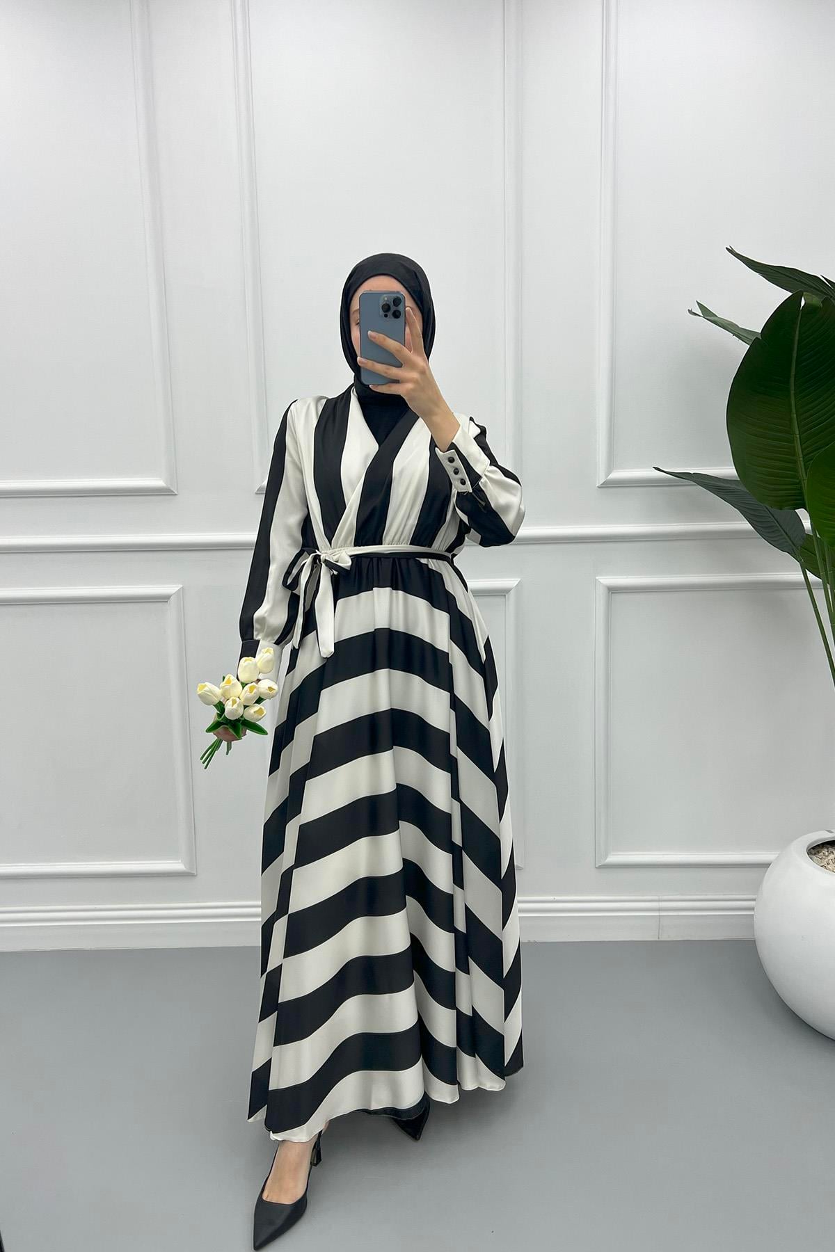 Zebra Desenli Saten Elbise Siyah- Beyaz