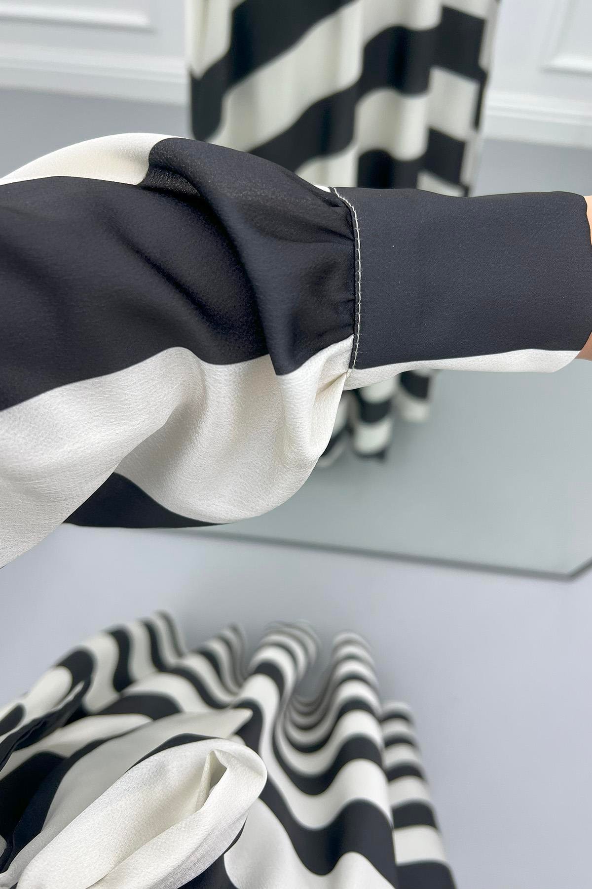 Zebra Desenli Saten Elbise Siyah- Beyaz