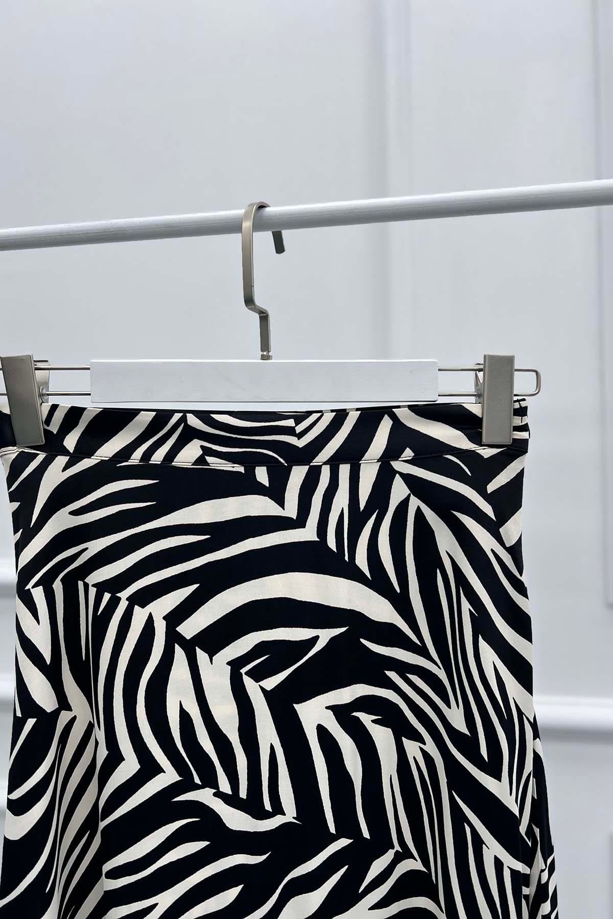 Zebra Saten Etek Siyah