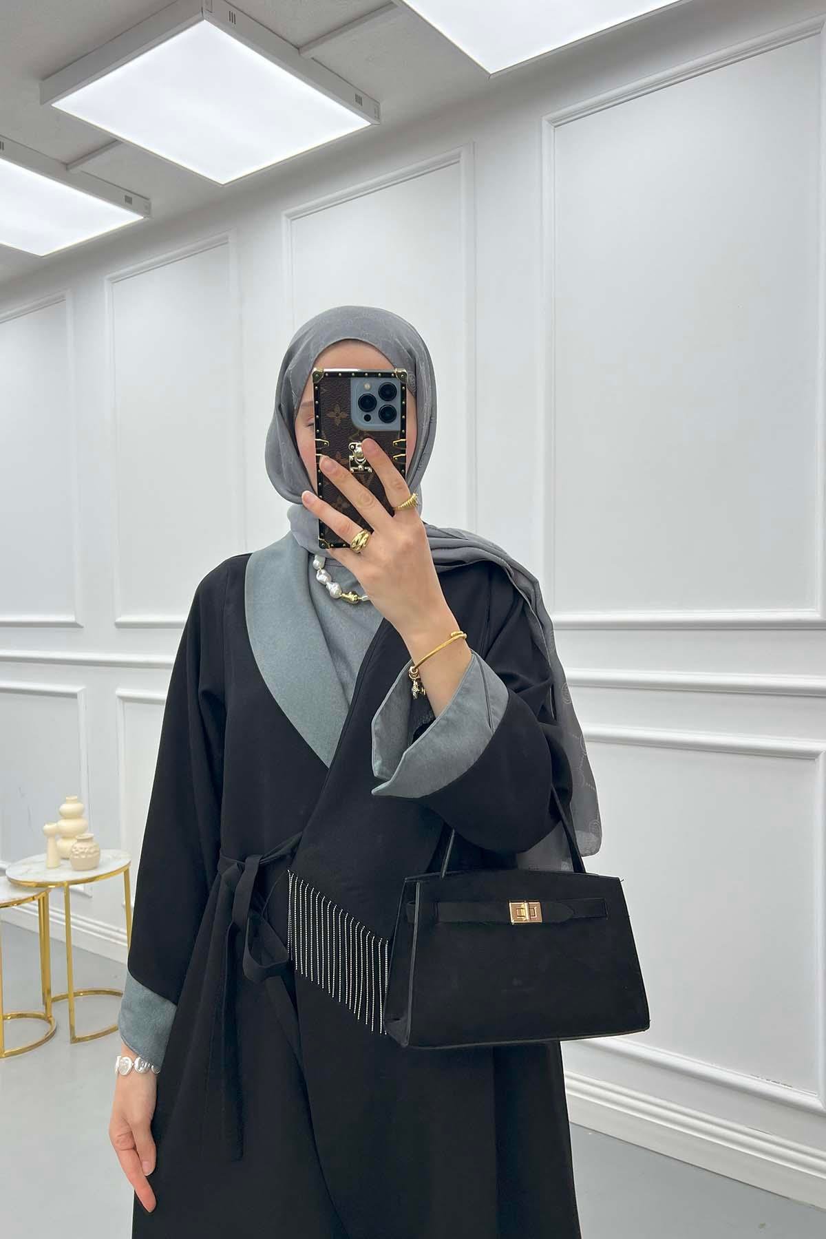 Zincirli Renk Bloklu Abaya Siyah