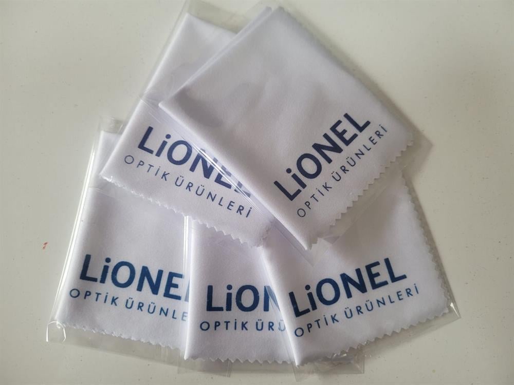 POŞETLİ BASKILI 500 ADET 15X18 CM %100 POLYESTER GÖZLÜK TEMİZLEME BEZİ