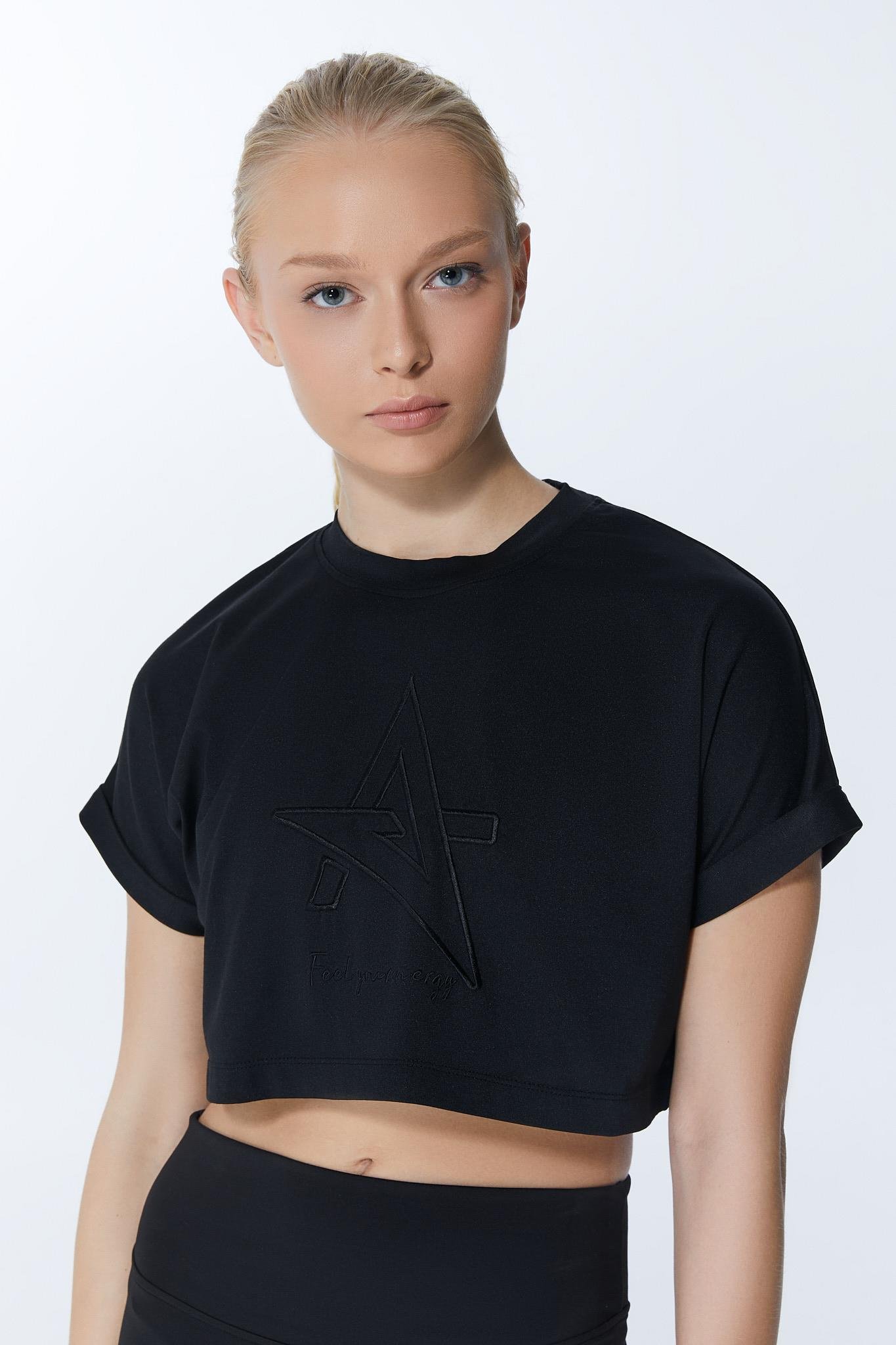 ED2307-02 Victoria Crop Tişört Siyah