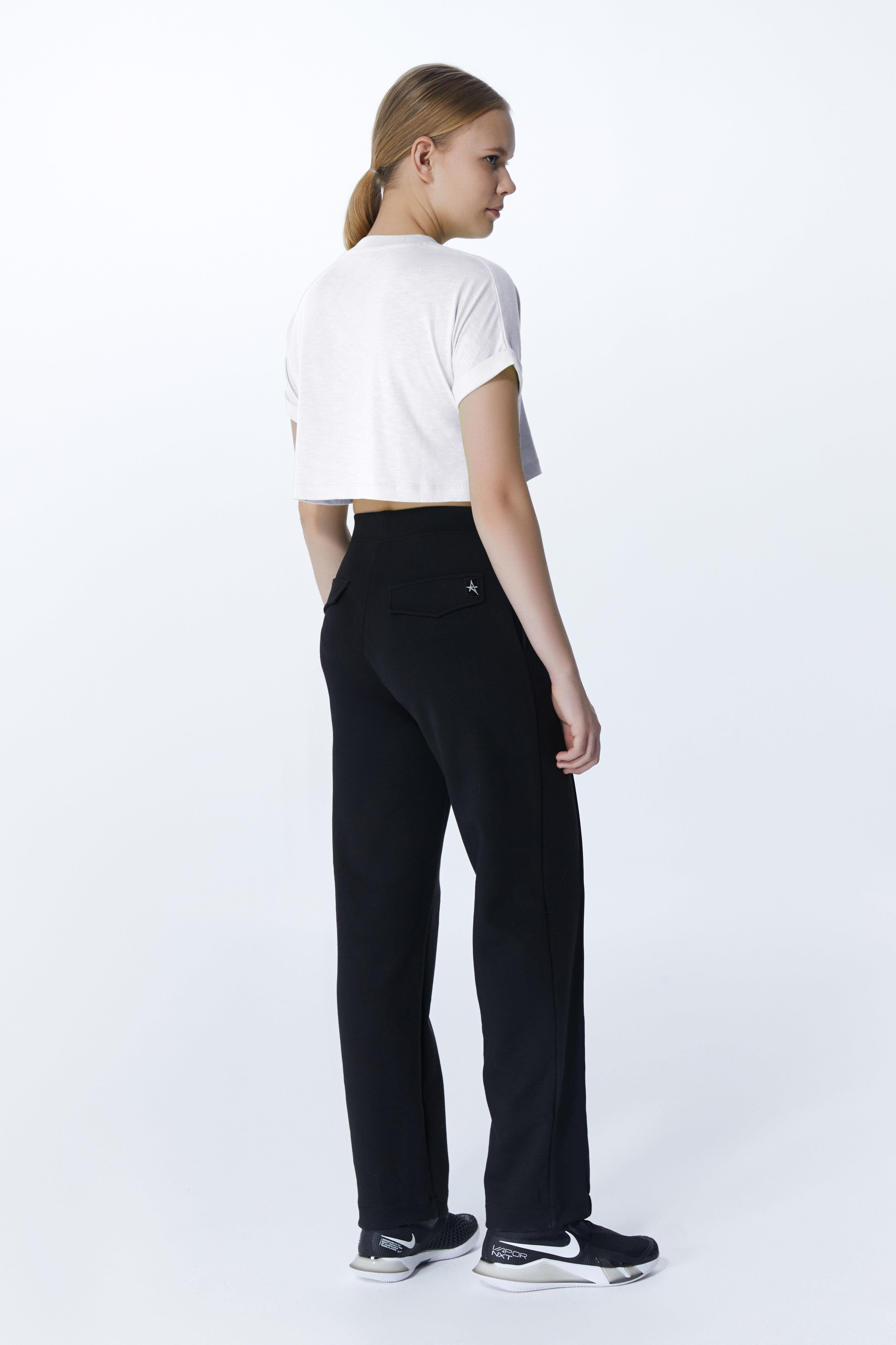 ED2307-06 Victoria Crop Tişört BEYAZ