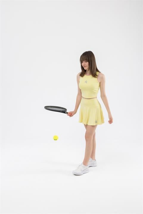 ED7747-01 TULIP KLOŞ Dry-Touch YETİŞKİN  ve GENÇ Tenis Eteği SARI