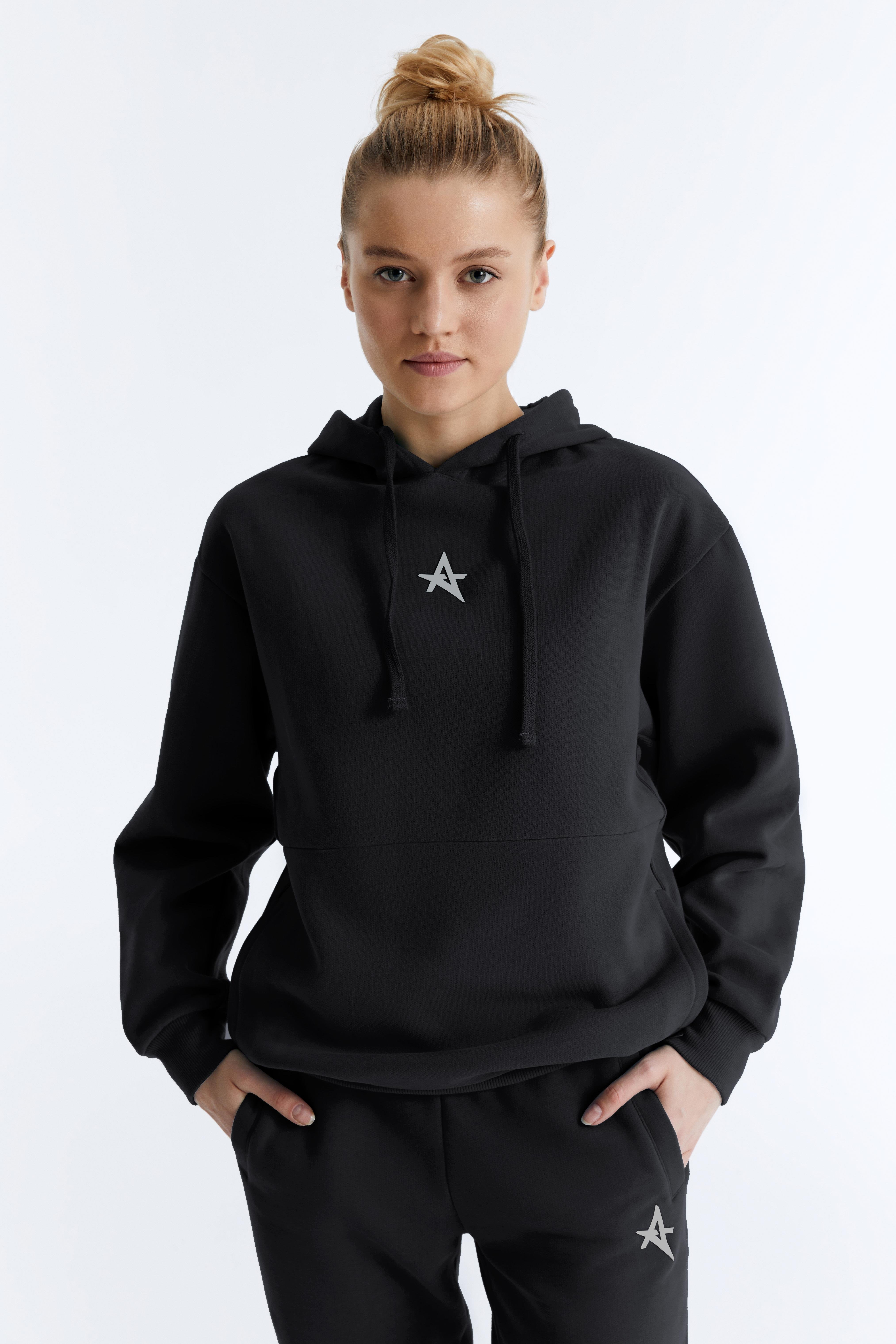 ED7749-09 Star Sporcu Sweatshırt Siyah