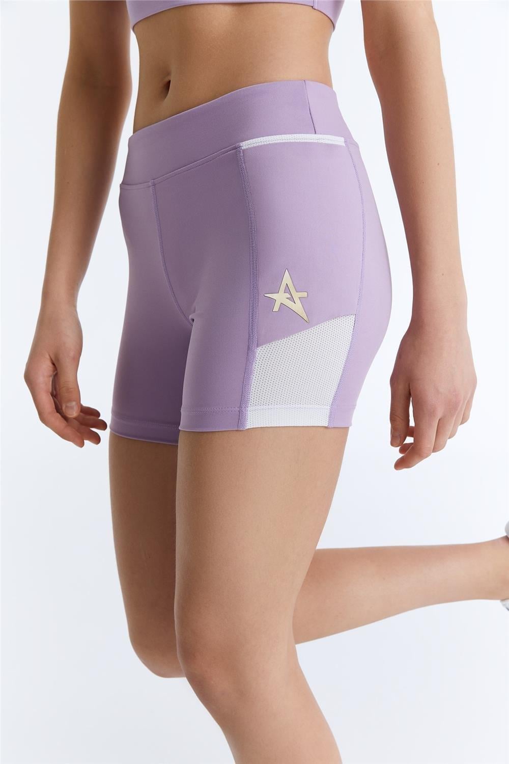 ED7785-01 Short Legging White