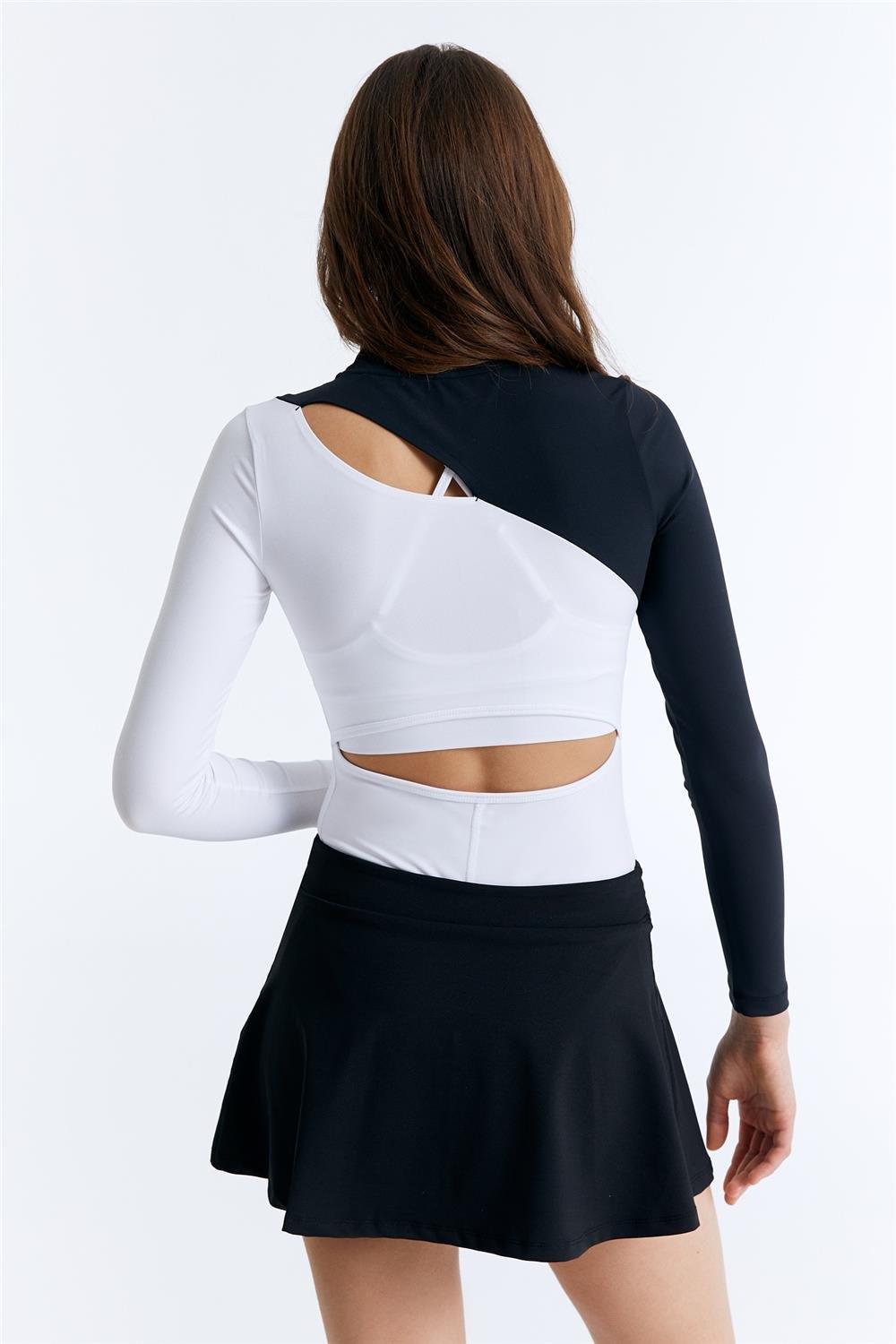 ED7787-01 Gigi Çıtçıtlı Body Siyah Beyaz