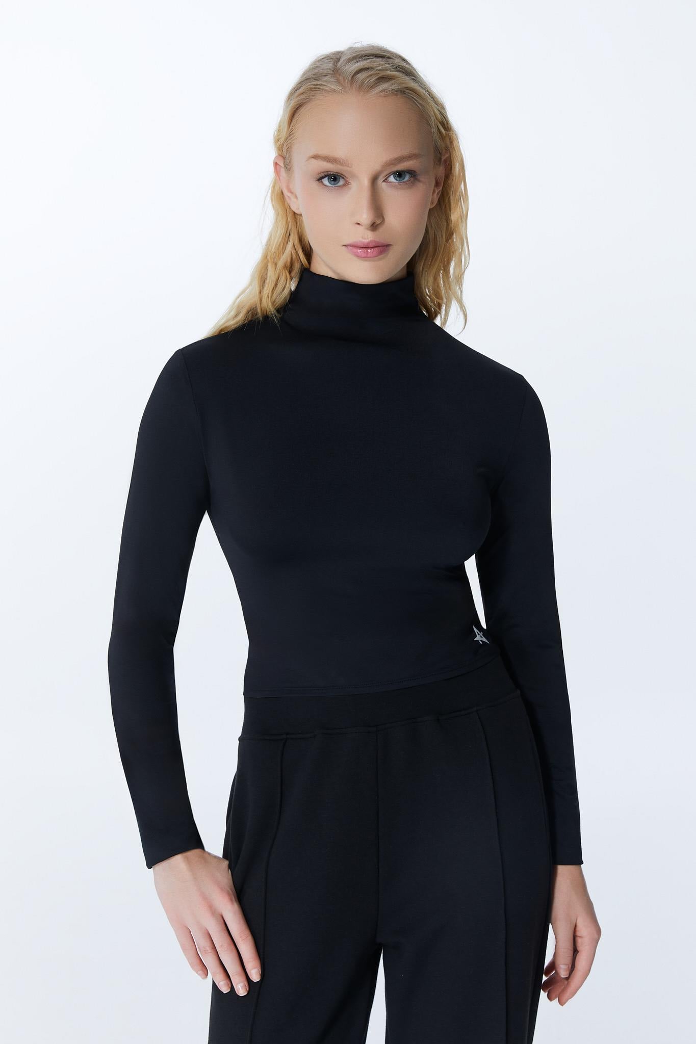Kim Turtleneck Soft Touch Body Siyah