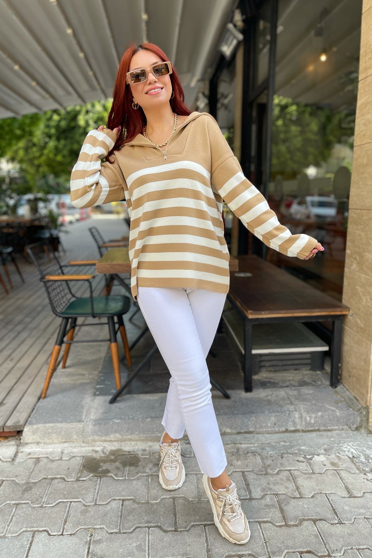  Bej Çizgili Fermuarlı Triko