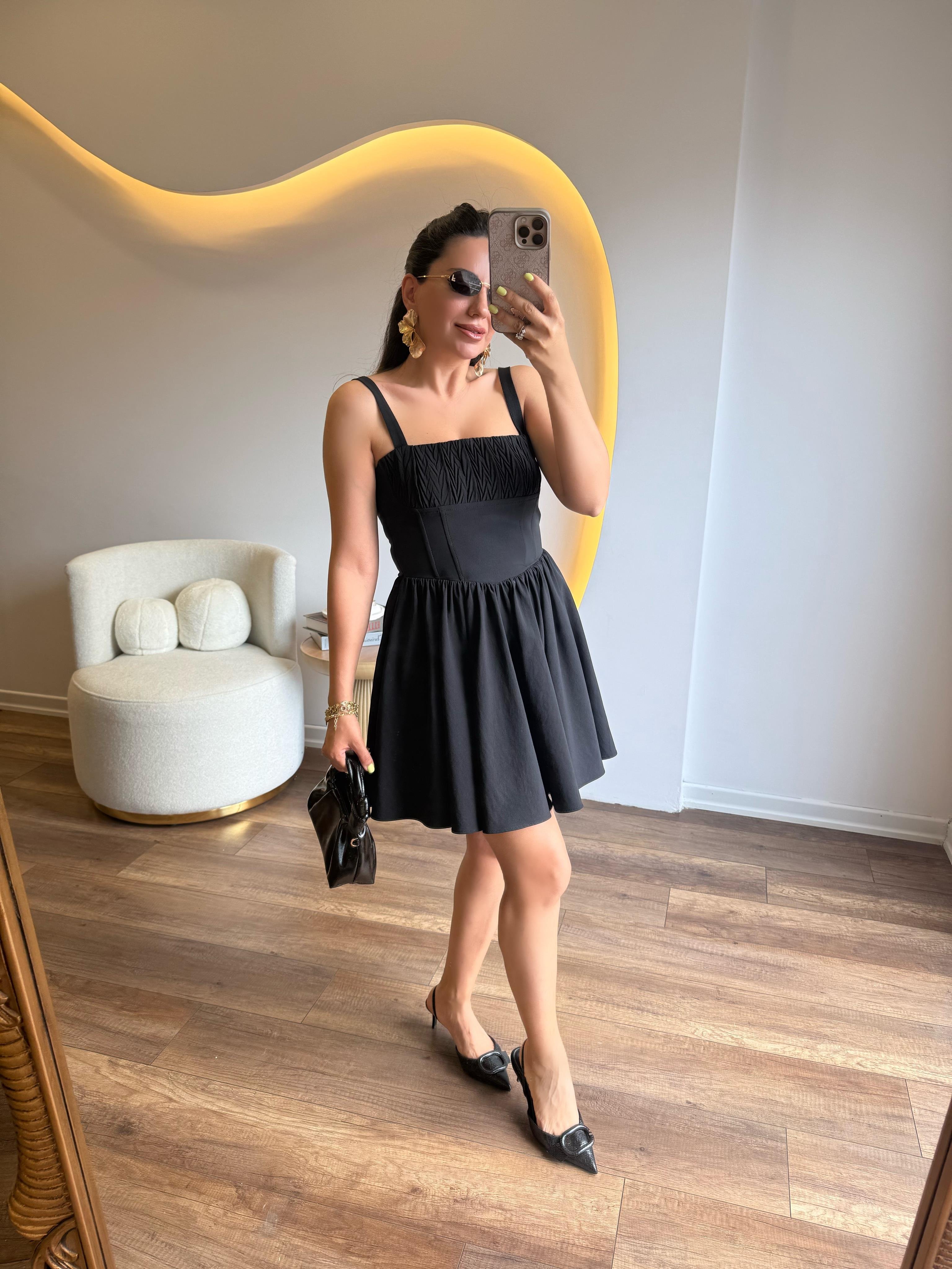 10060 Askılı Kısa Elbise