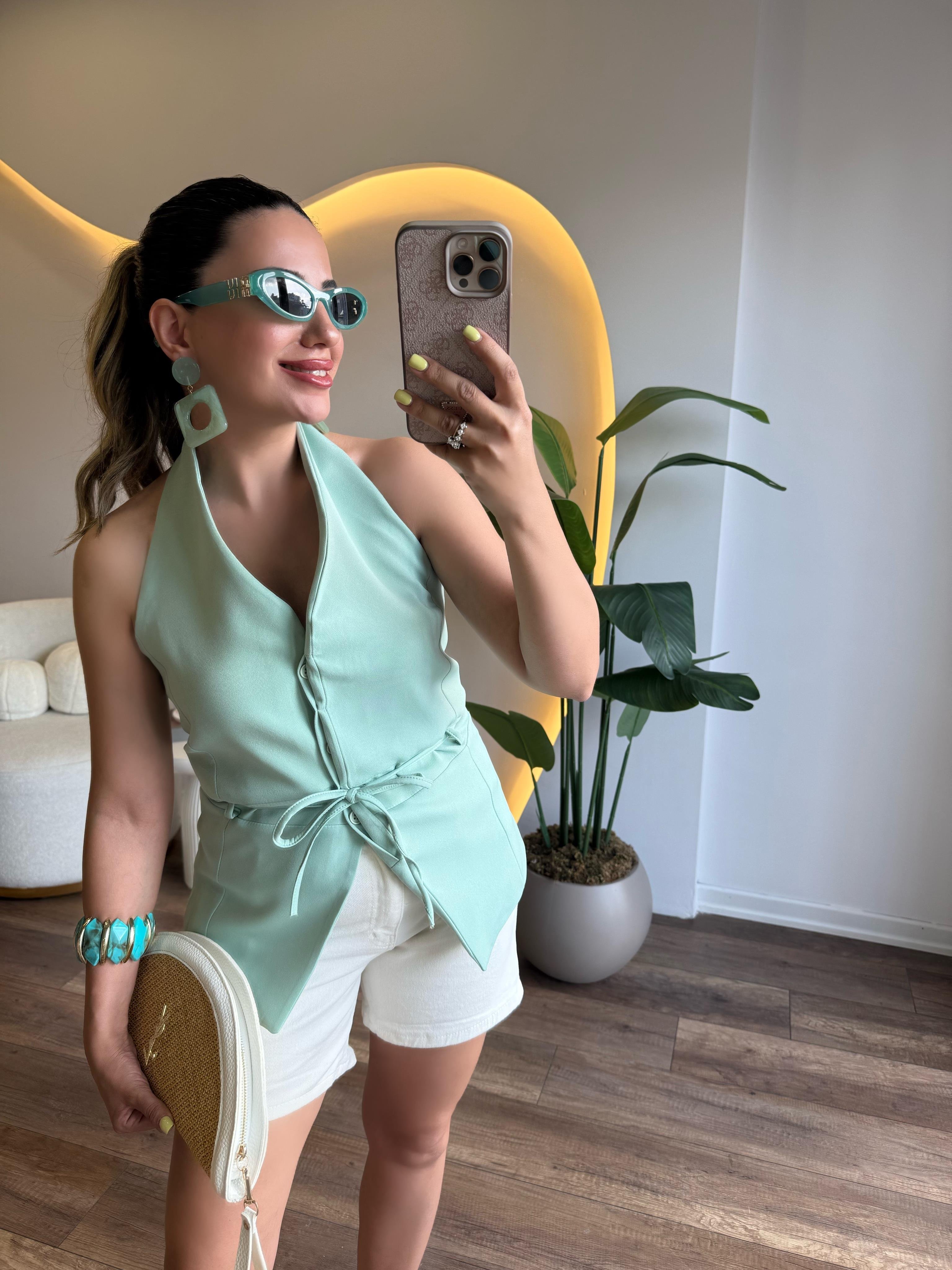 10222 Boyundan Detaylı Yelek