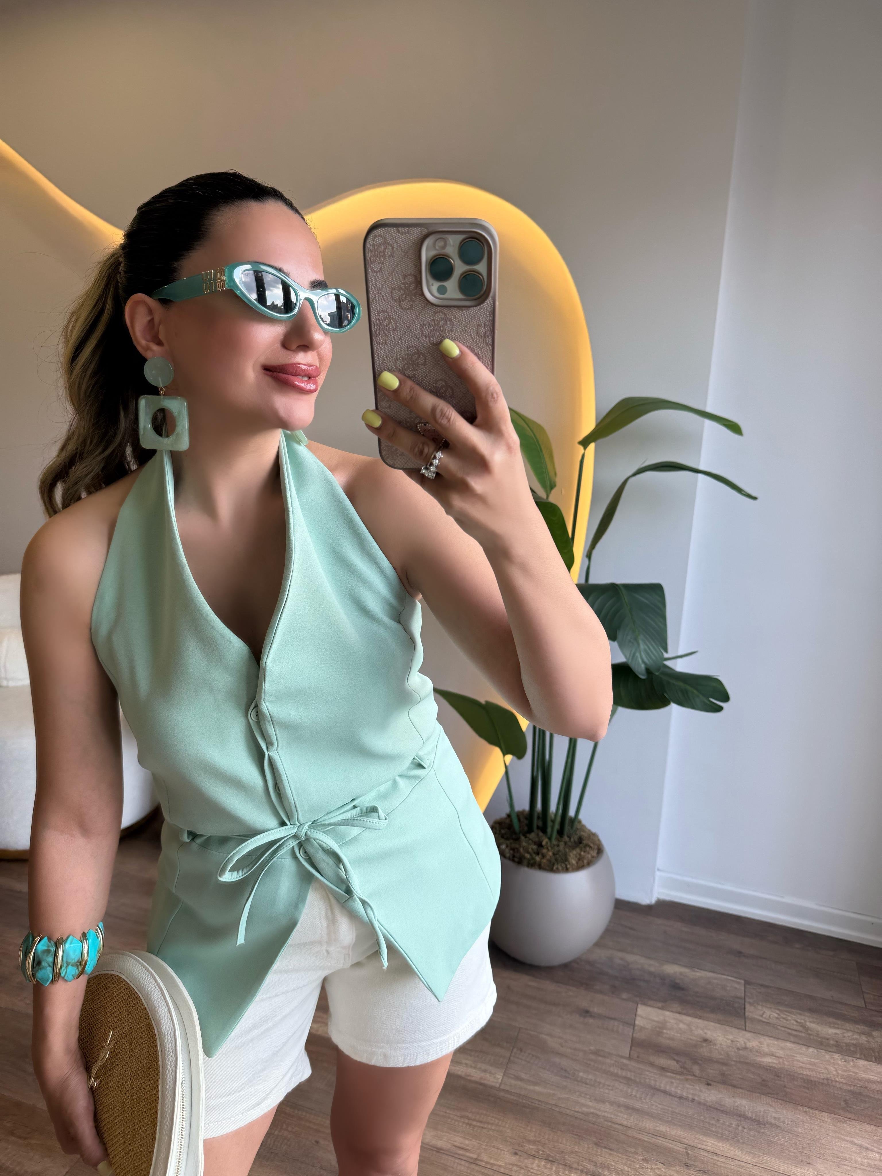 10222 Boyundan Detaylı Yelek