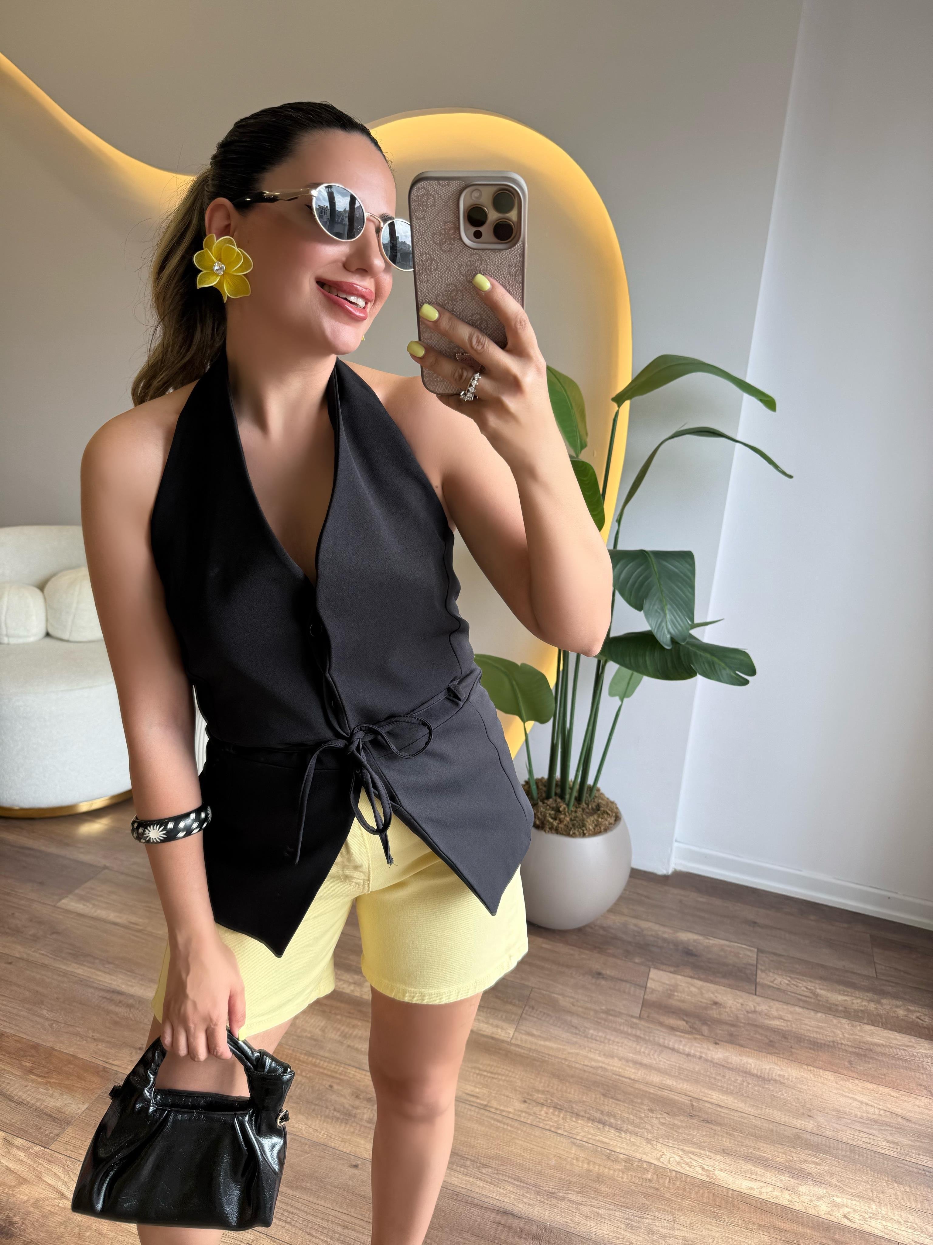 10222 Boyundan Detaylı Yelek